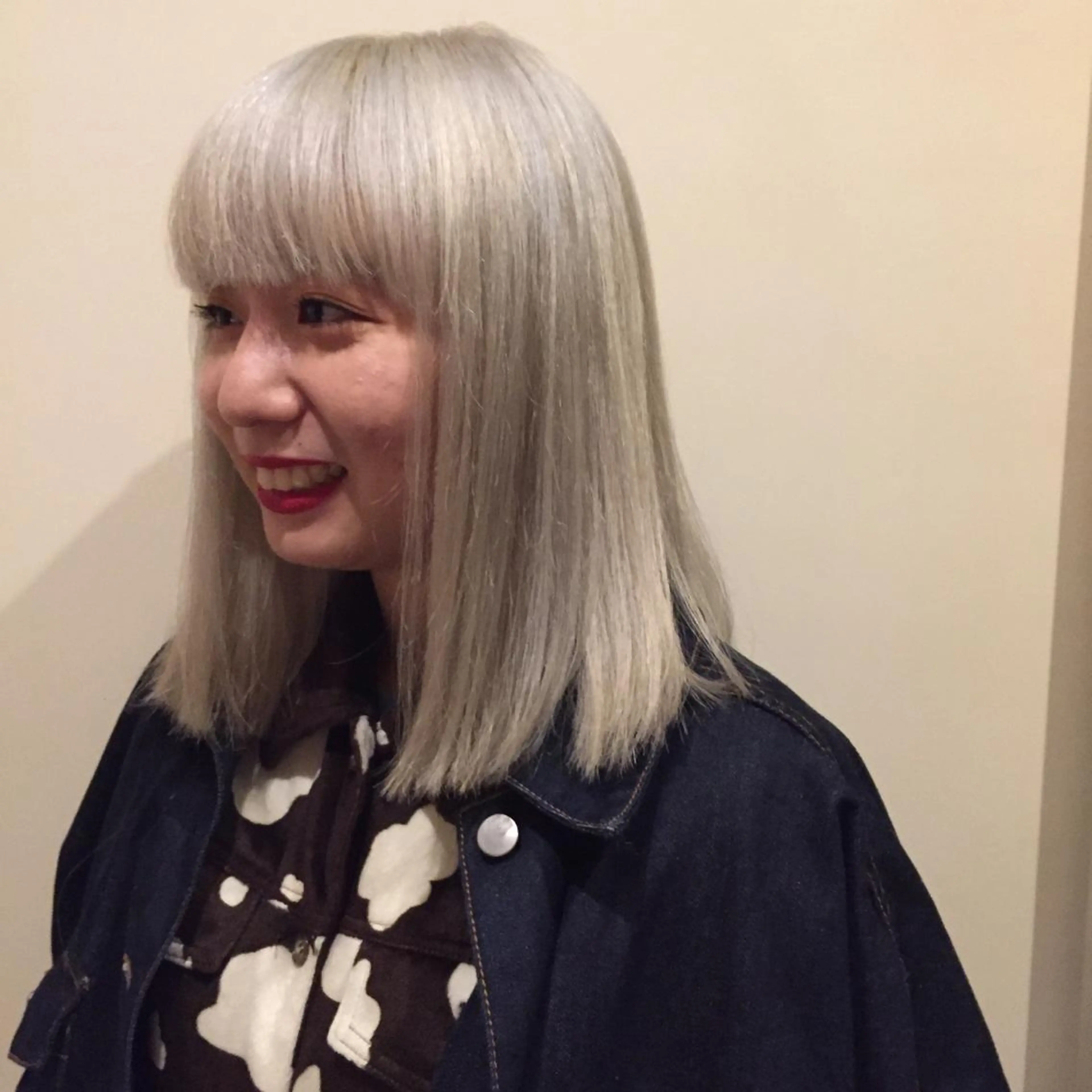 ミディアム カラー 🐝 hachi🐝のヘアスタイル