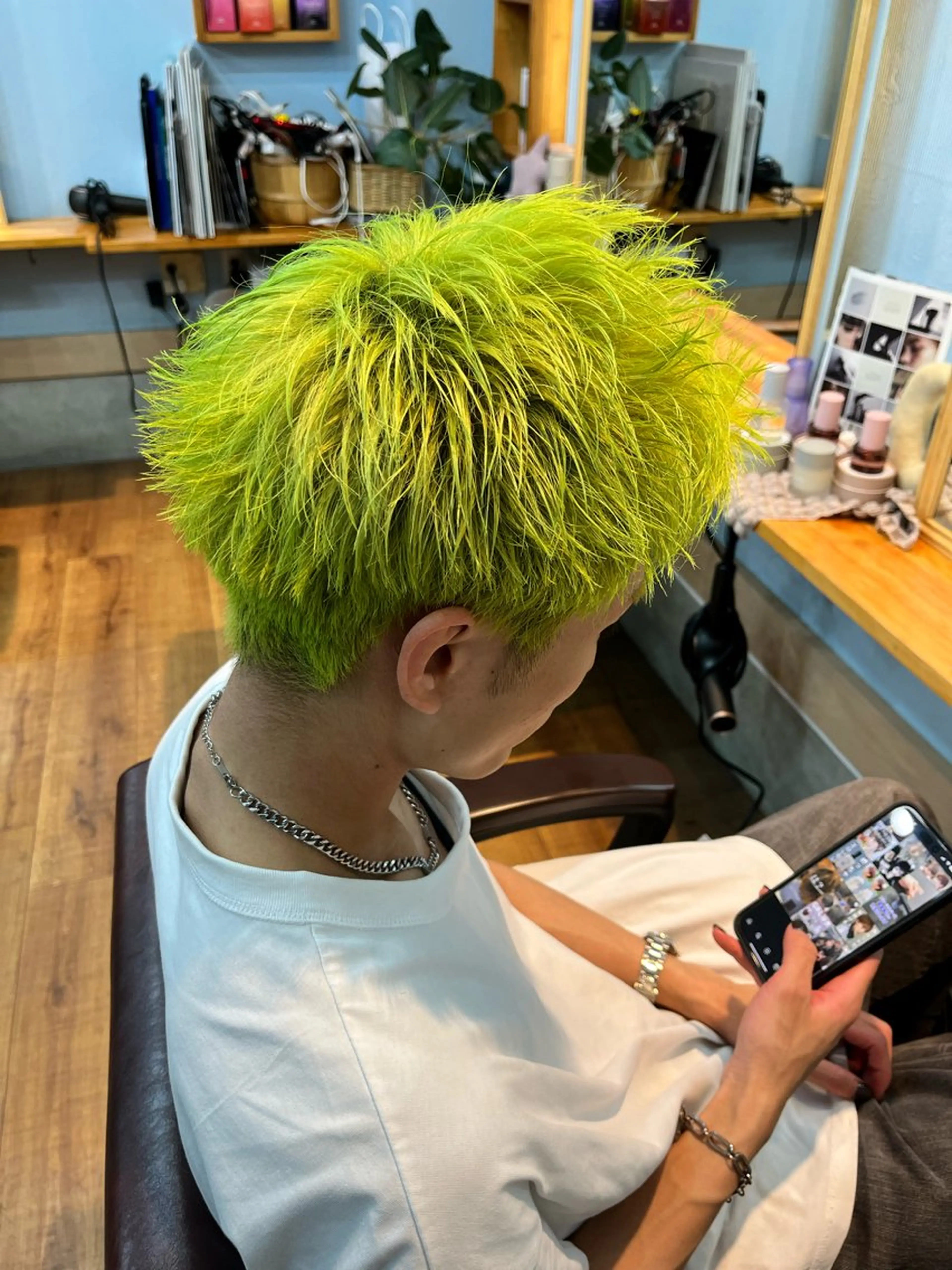 ショート カラー ダブルカラー インナーカラー 髪質改善 ヘアカラー トリートメント 🫧ハイトーン/ ブリーチ🫧白石航汰のヘアスタイル