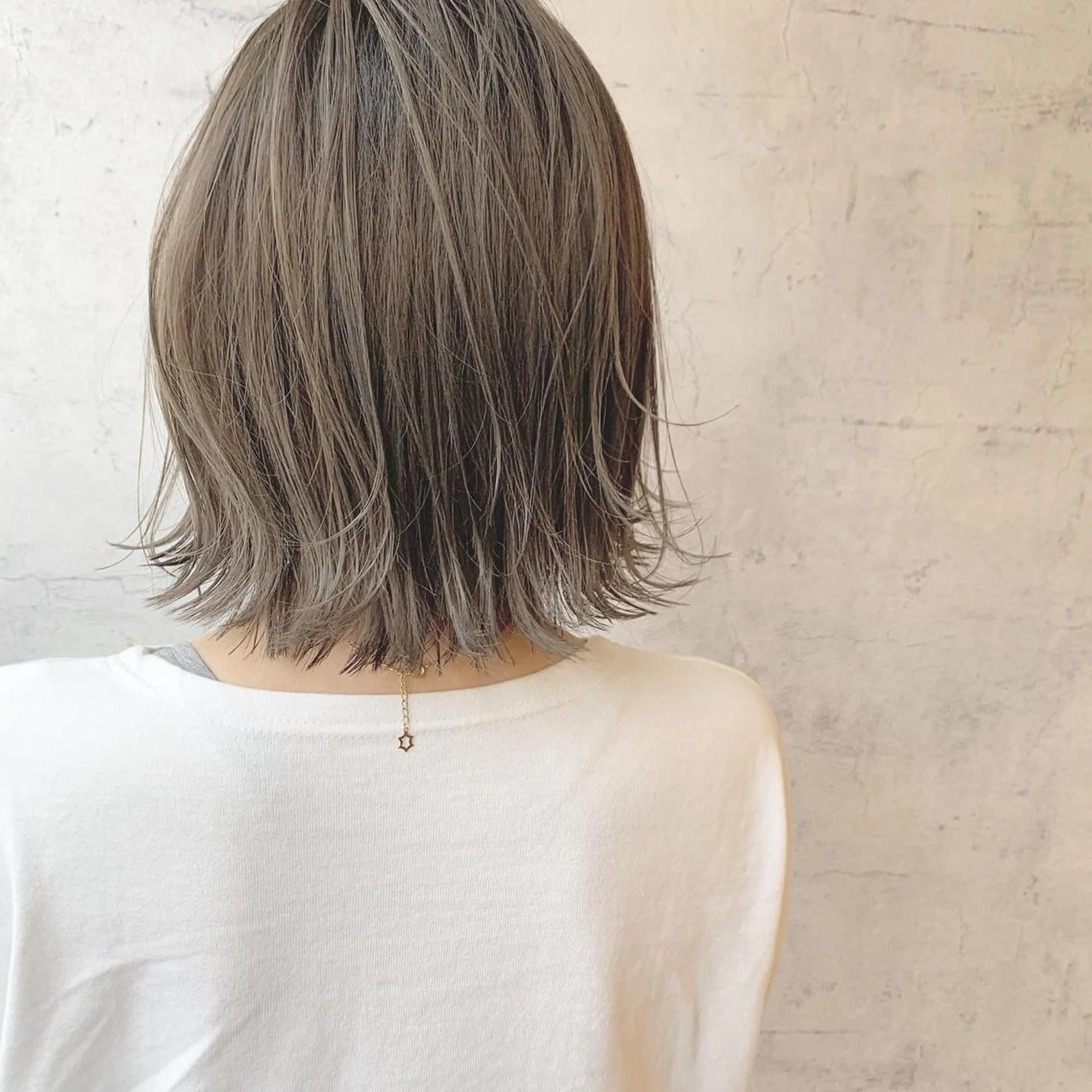 ミディアム ハイライト 池田 真由美のヘアスタイル