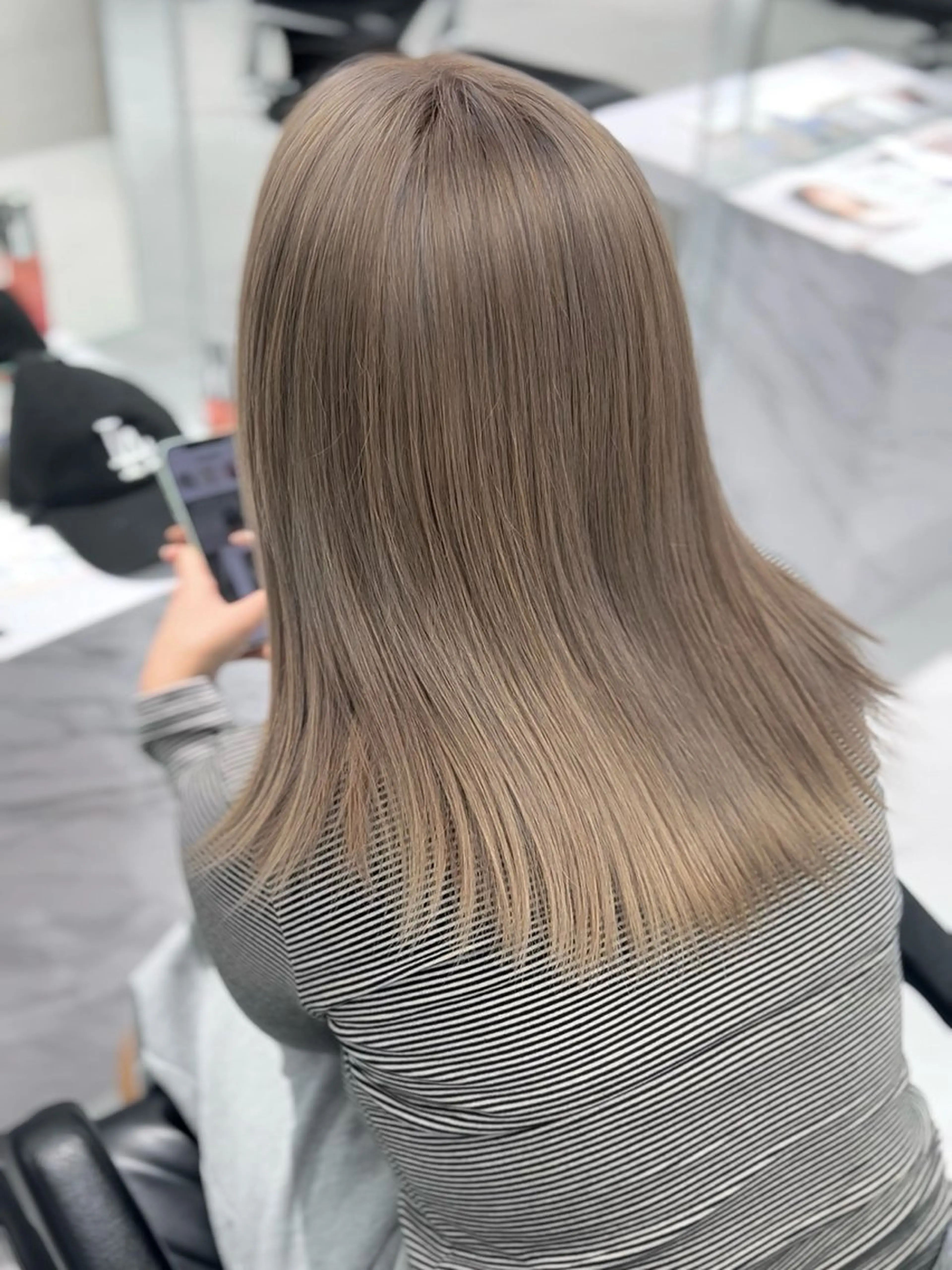 【黒髪卒業🦄】Bleach color ハイトーンの写真