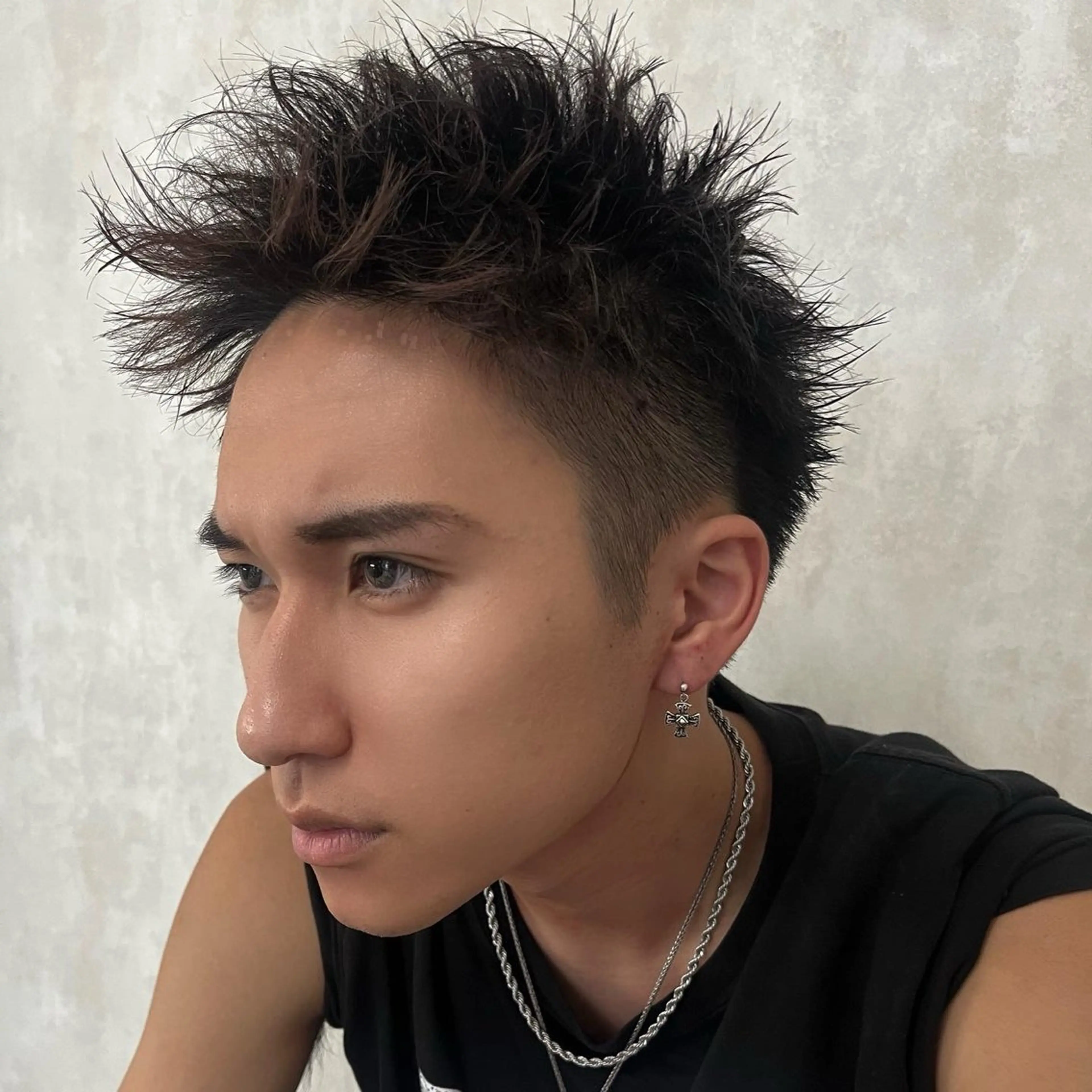 メンズカット+アイブロウ#カット#メンズカット#マッシュ#センターパート#ウルフ#短髪#アイブロウの写真