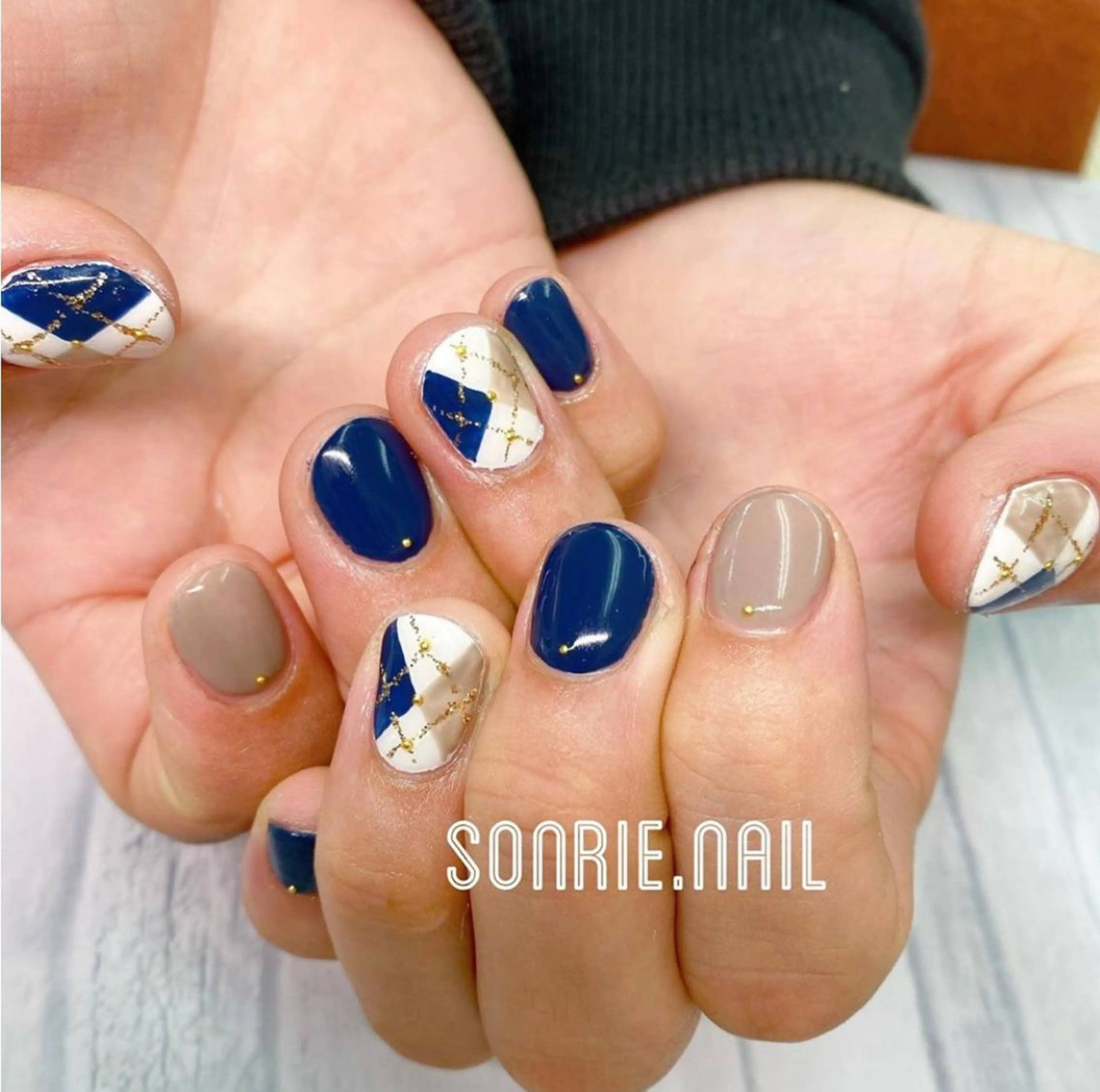 ネイル マツエク・マツパ 豊橋美容院 ソンリエのヘアスタイル