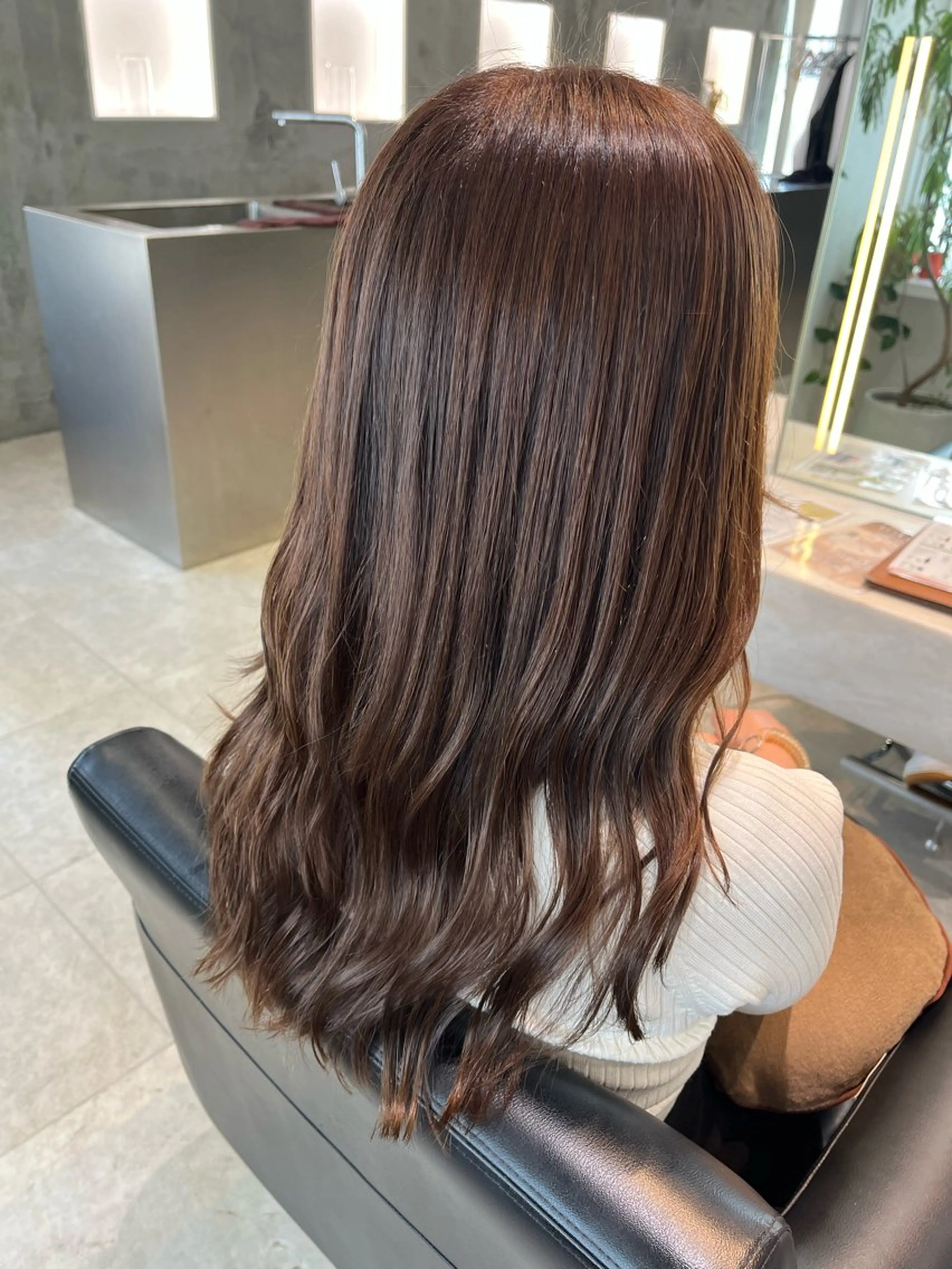 セミロング カラー レイヤーカット トリートメント 透明感カラー/ 髪質改善/レイヤーのヘアスタイル