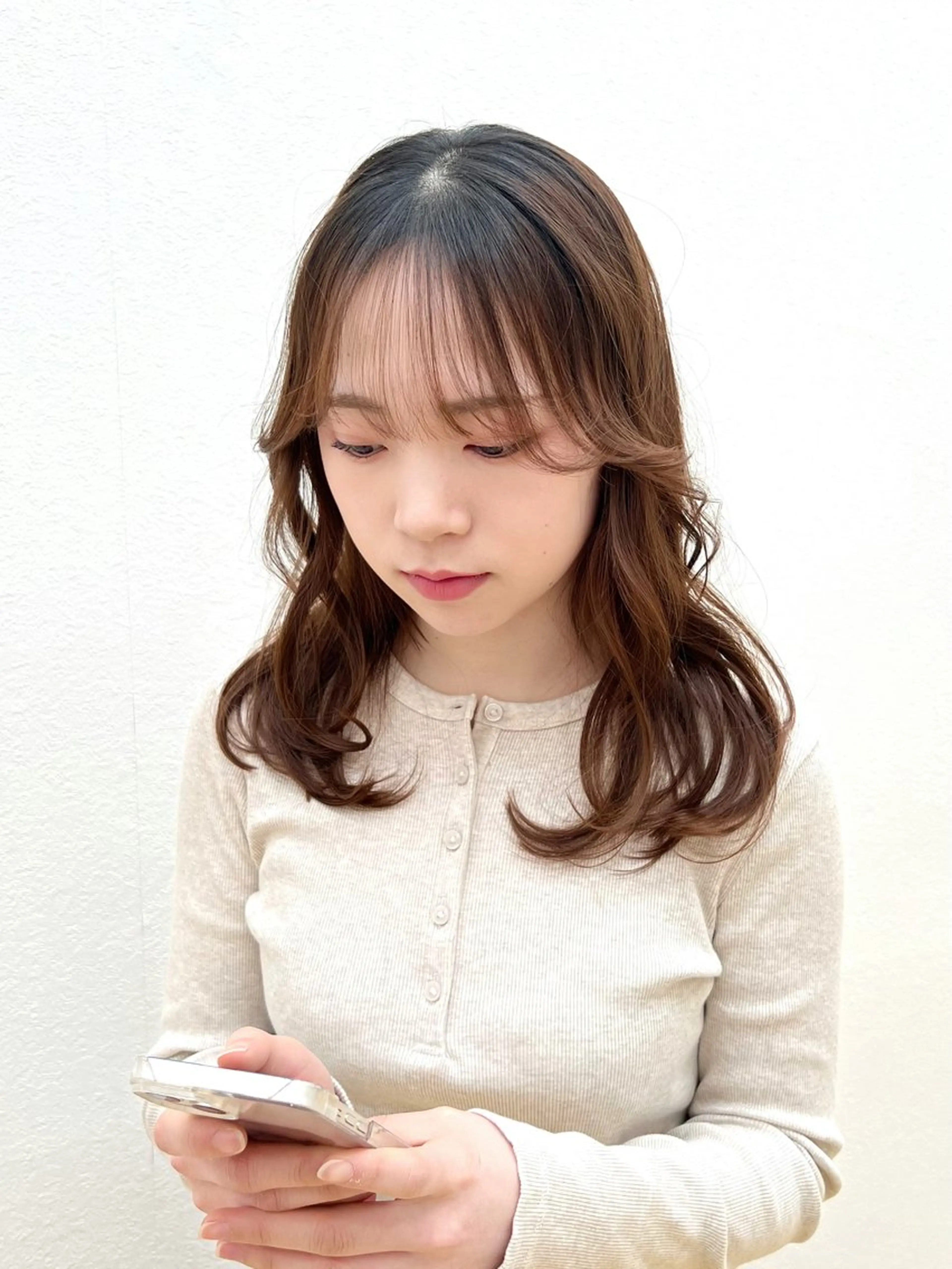 セミロング 顔周りカット レイヤーカット Archiar creative hair所属・たけなか ゆいのヘアスタイル