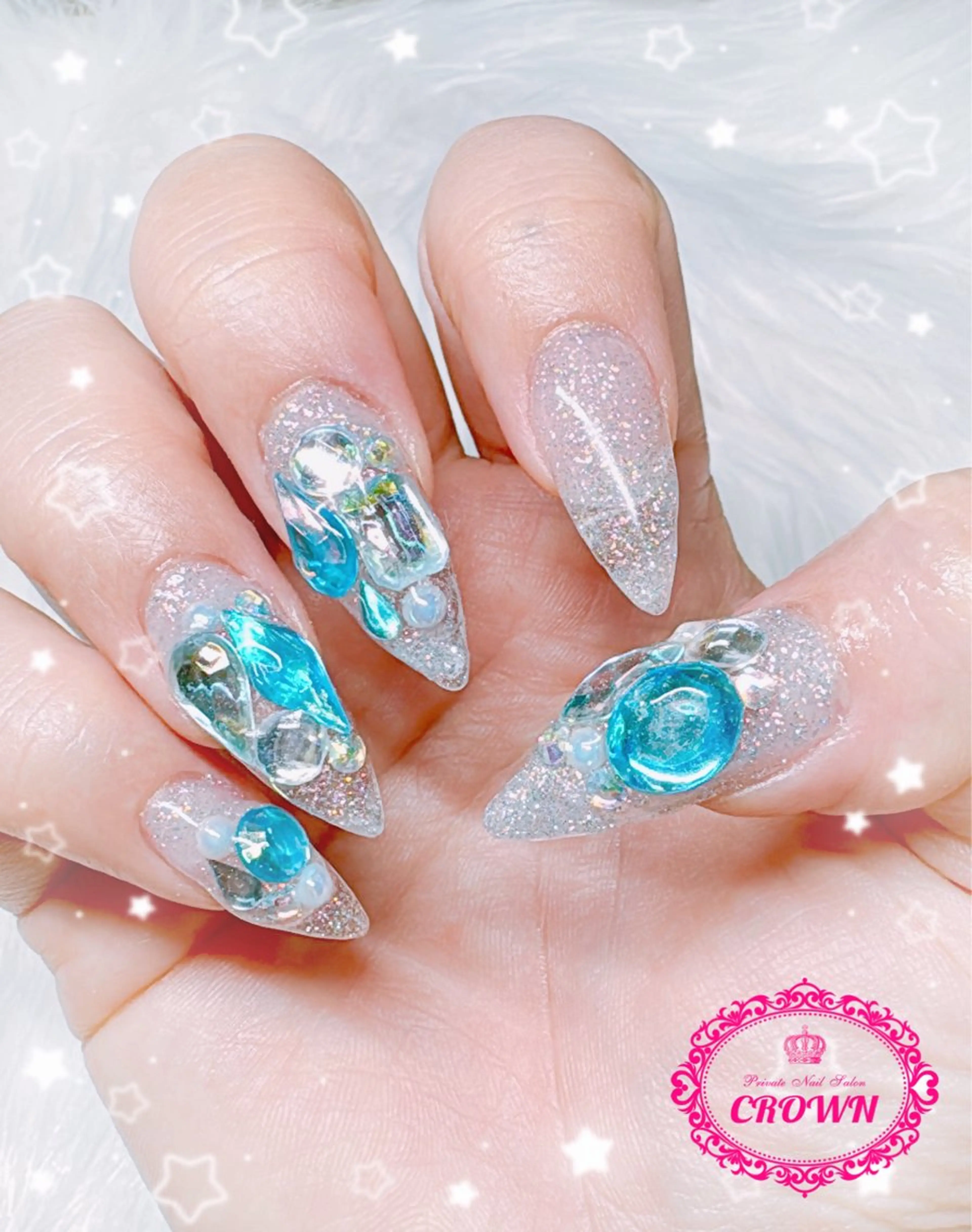 ネイル CROWN プライベートサロンのネイルデザイン