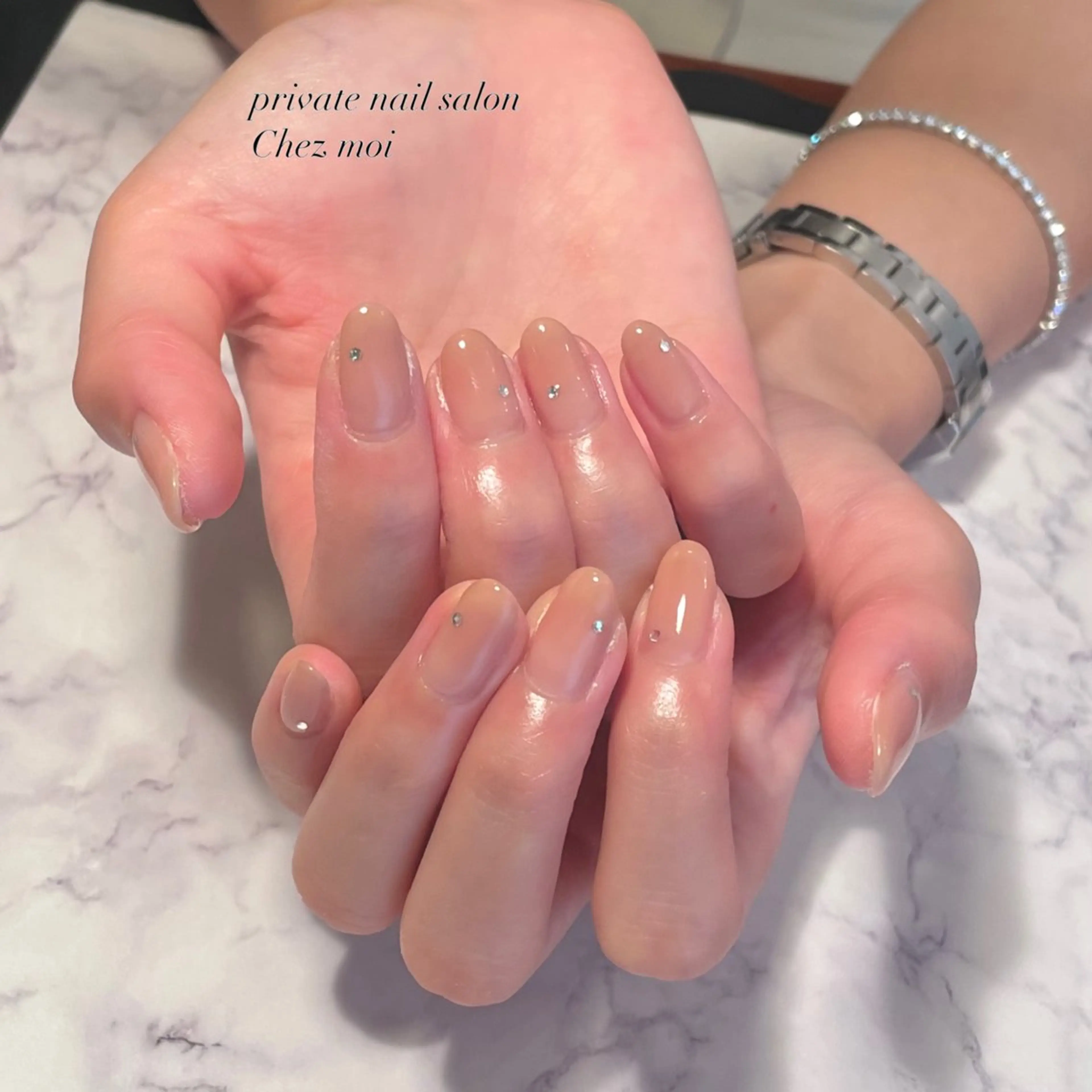 ネイル ジェルネイル KOMINE TOMOKOのネイルデザイン