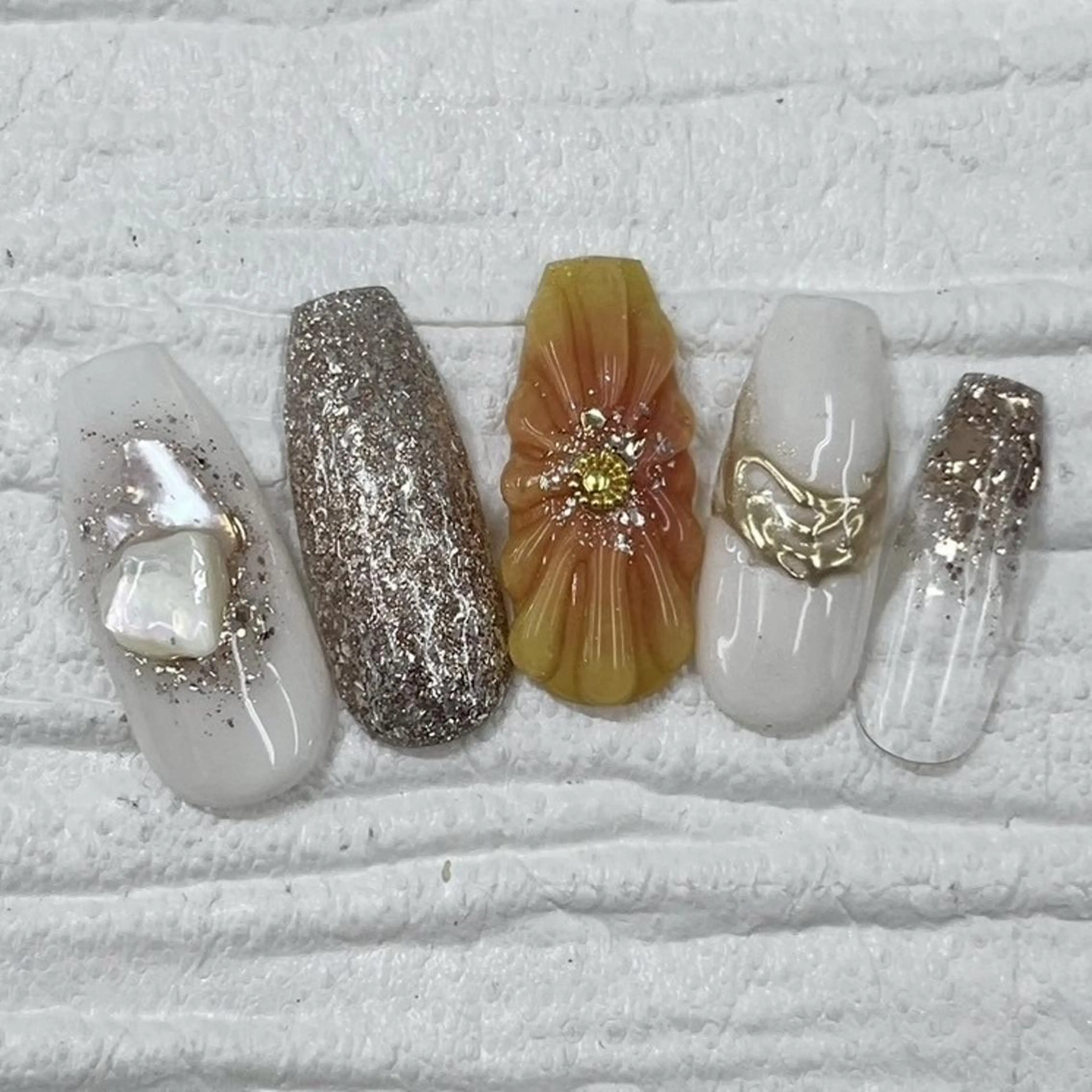 ネイル Nail salon Honey Beeのネイルデザイン