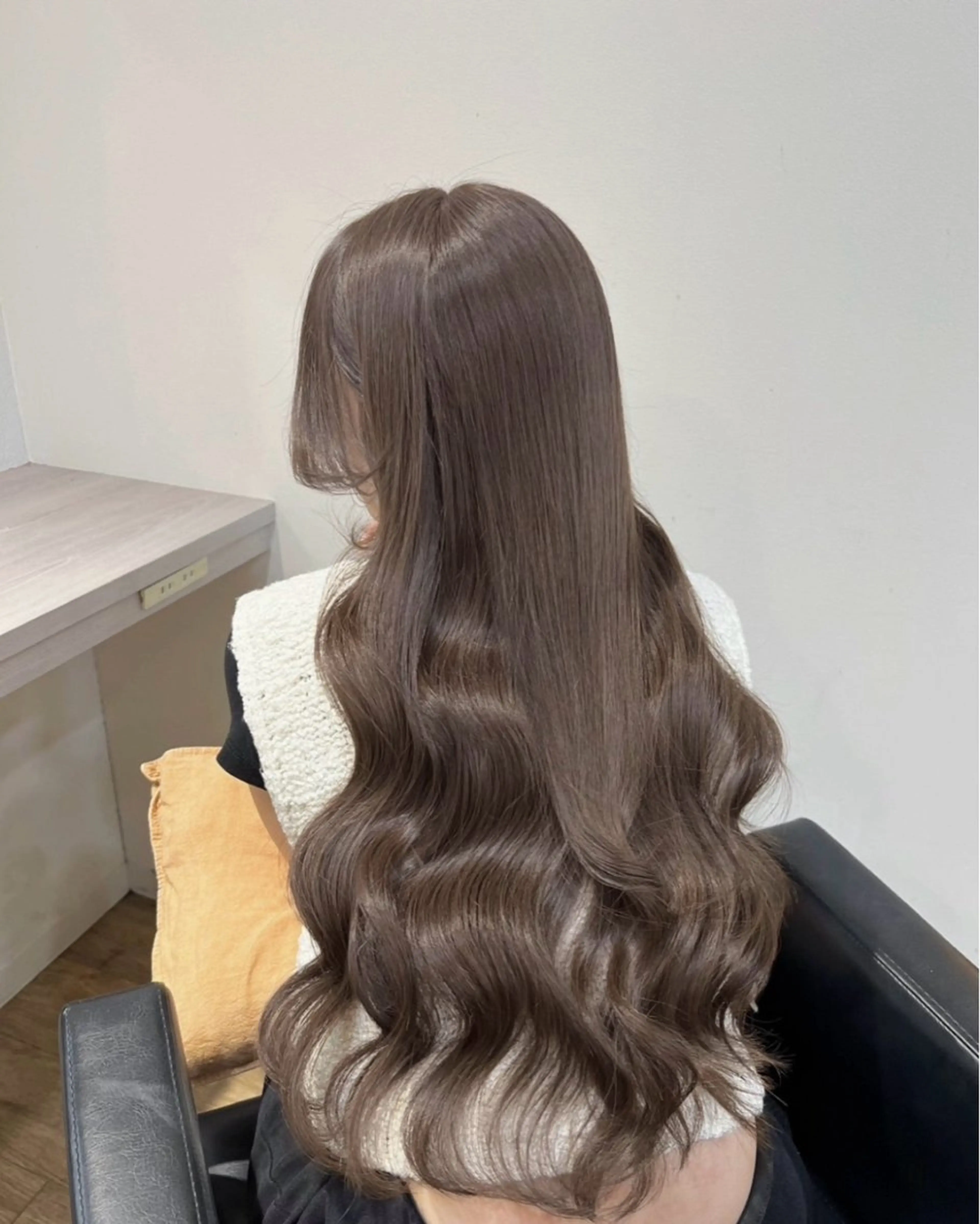 ✨ケア付き✨【🌈🔥4月限定クーポン🌈🔥】【カット】&【カラー】&【選べるケア】💇🏼♂️の写真