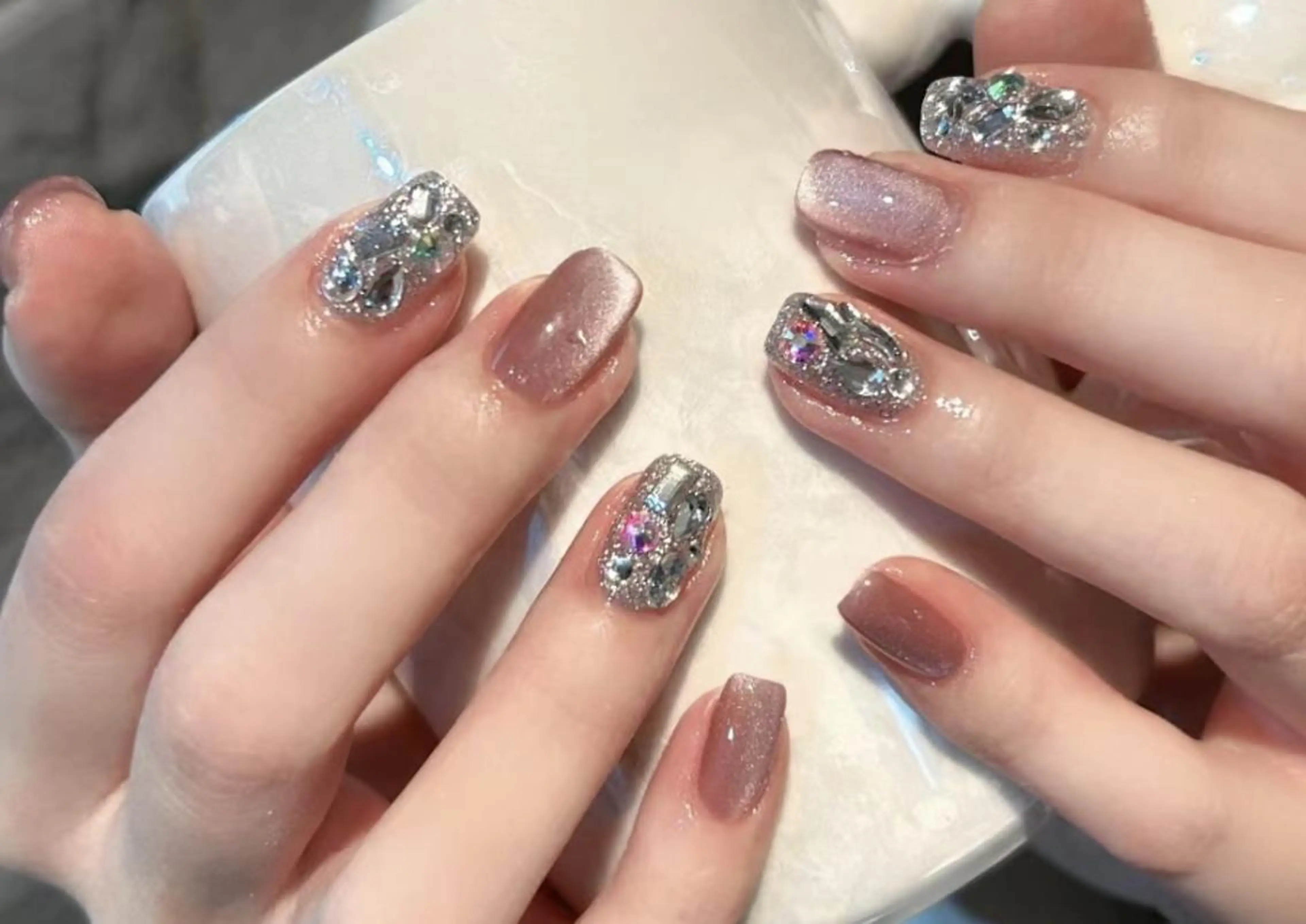 ネイル VIVIAN エイのネイルデザイン