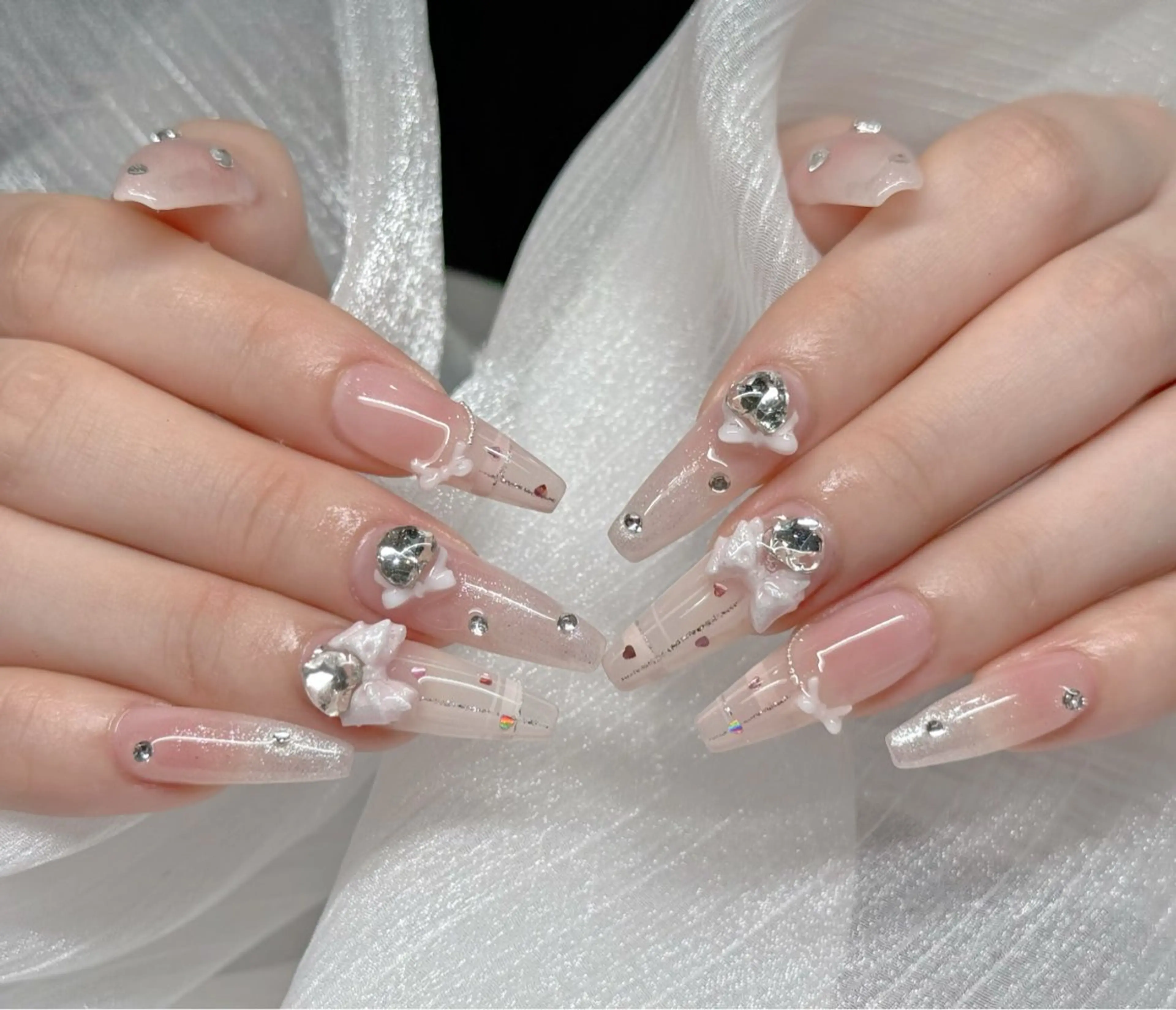 ネイル 桜ネイル フラワーネイル ニュアンスネイル オフィスネイル パステルネイル ハンドネイル MILO 168 池袋のネイルデザイン