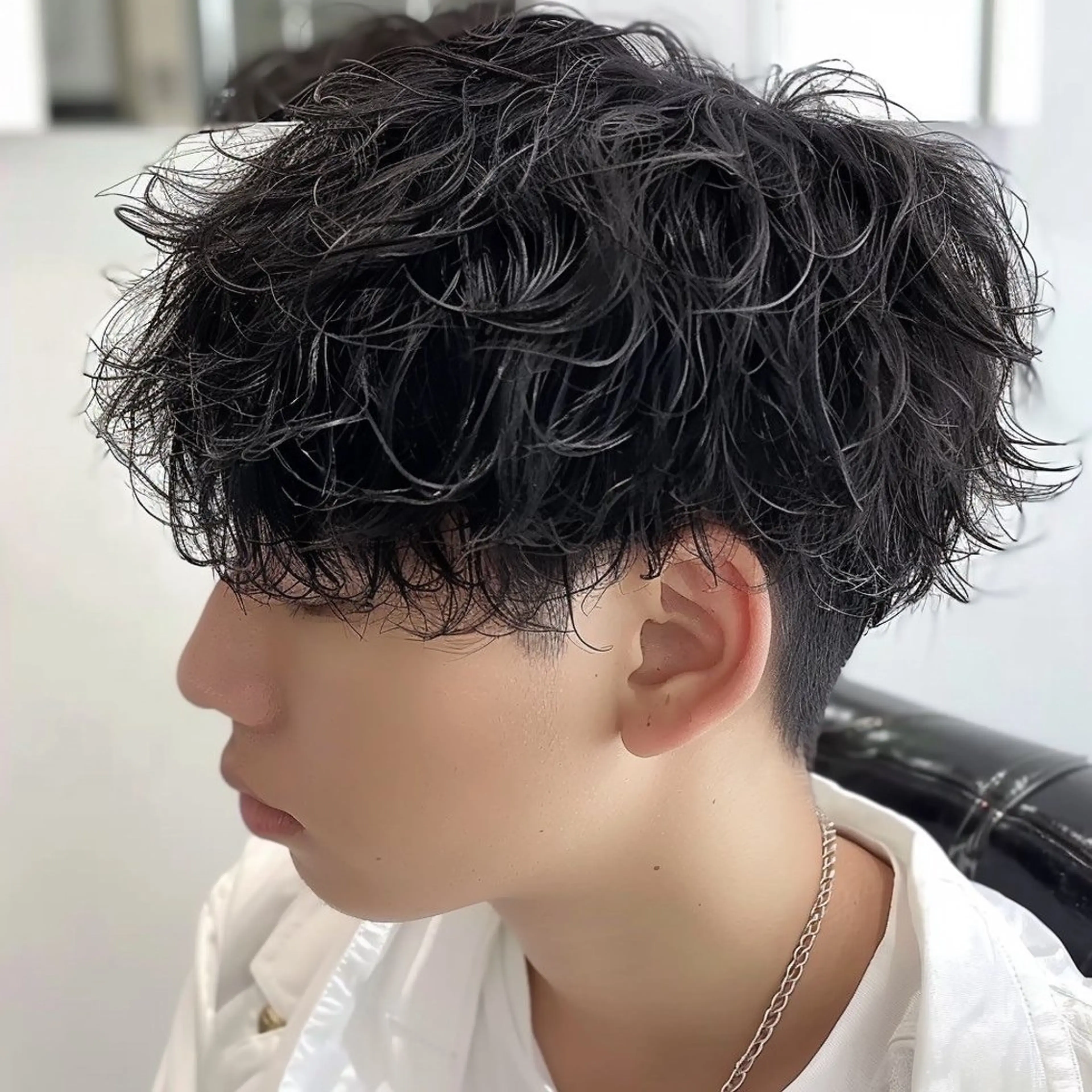 ショート カラー パーマ ヘアアレンジ メンズ カット パーマ EnBlesS西宮 マンツーマン神道有基のヘアスタイル