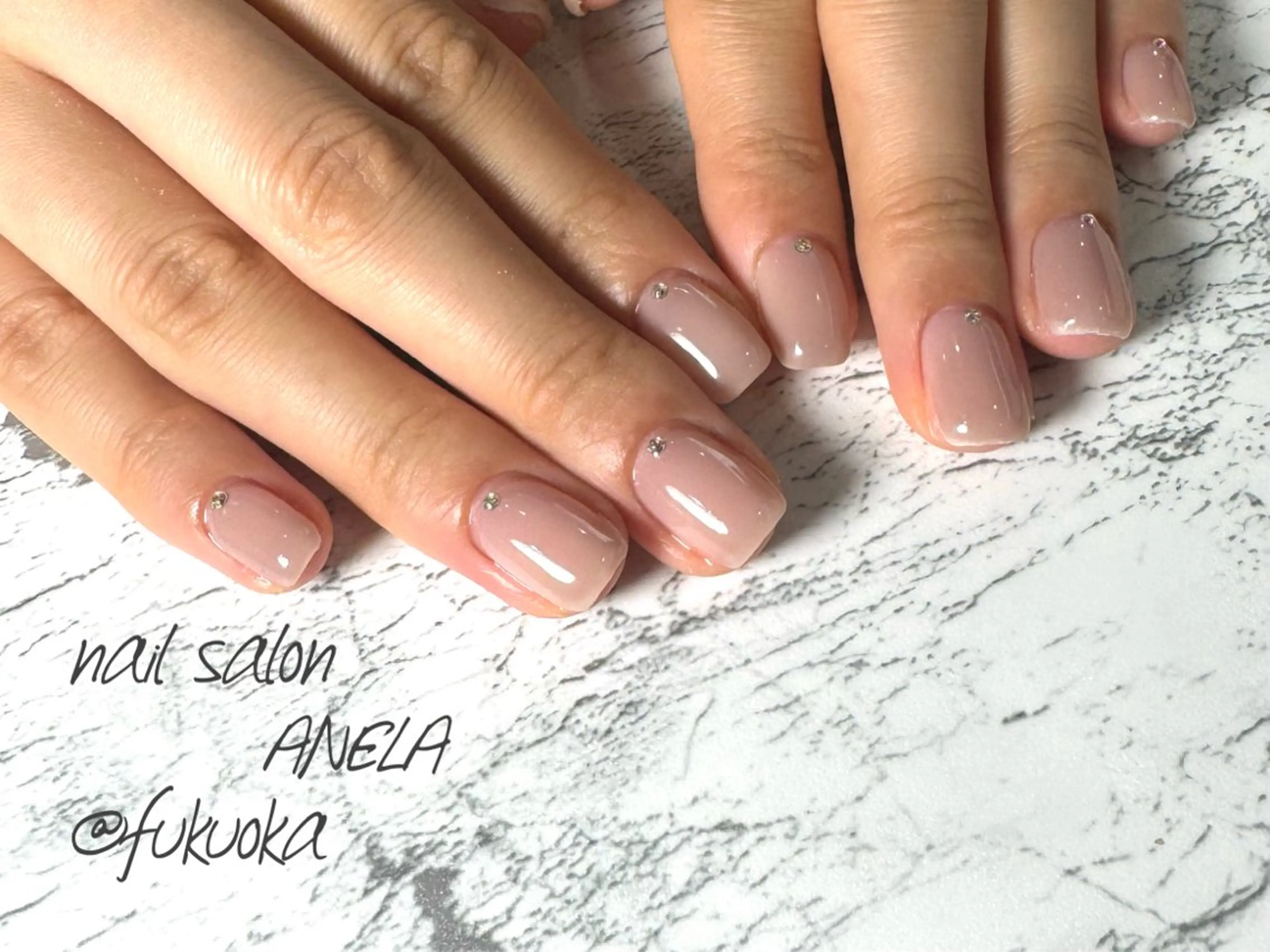 ネイル 氷ネイル・うるうるネイル オフィスネイル ハンドネイル nail salon ANELA mayaのネイルデザイン