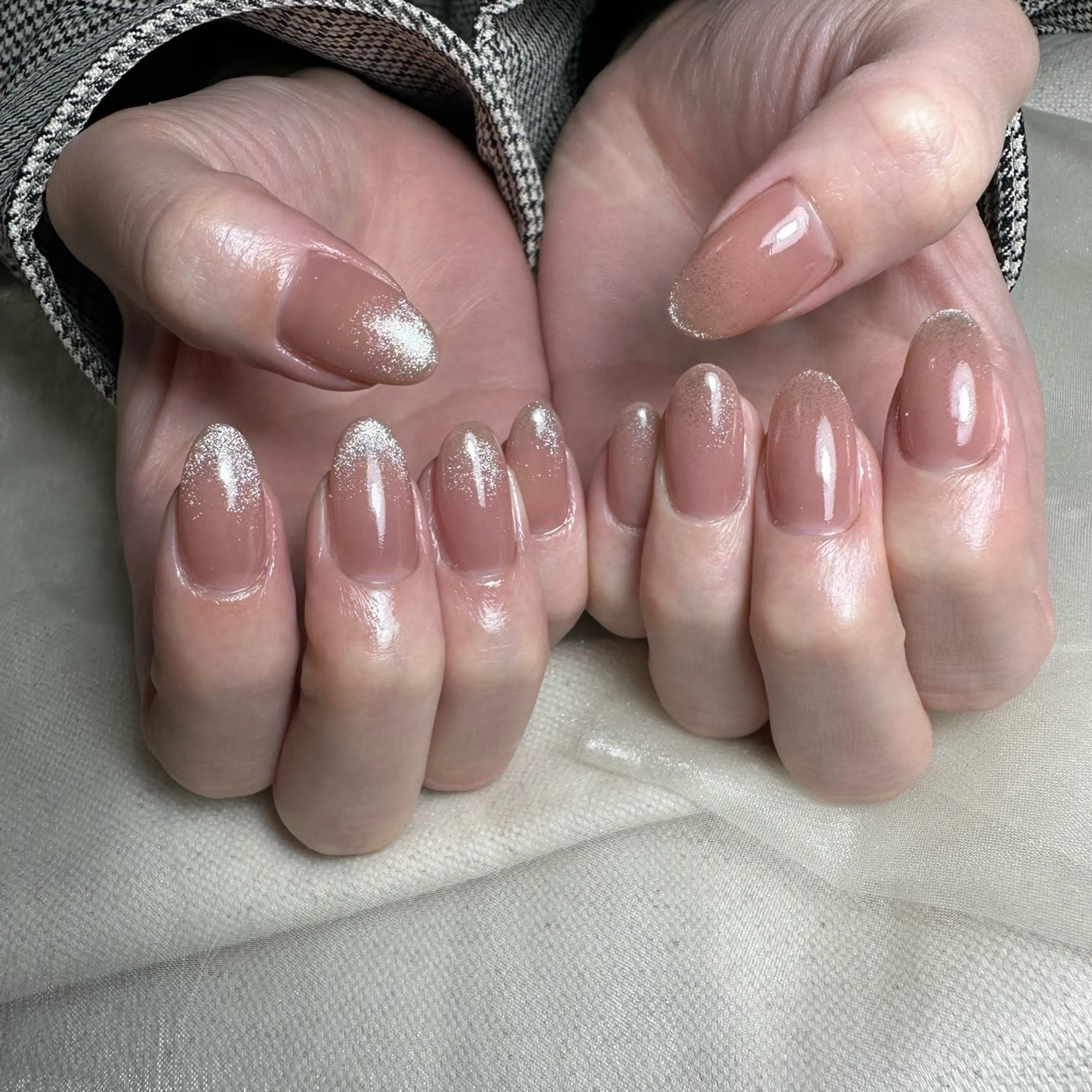 ネイル ハンドネイル 里見 麗のネイルデザイン