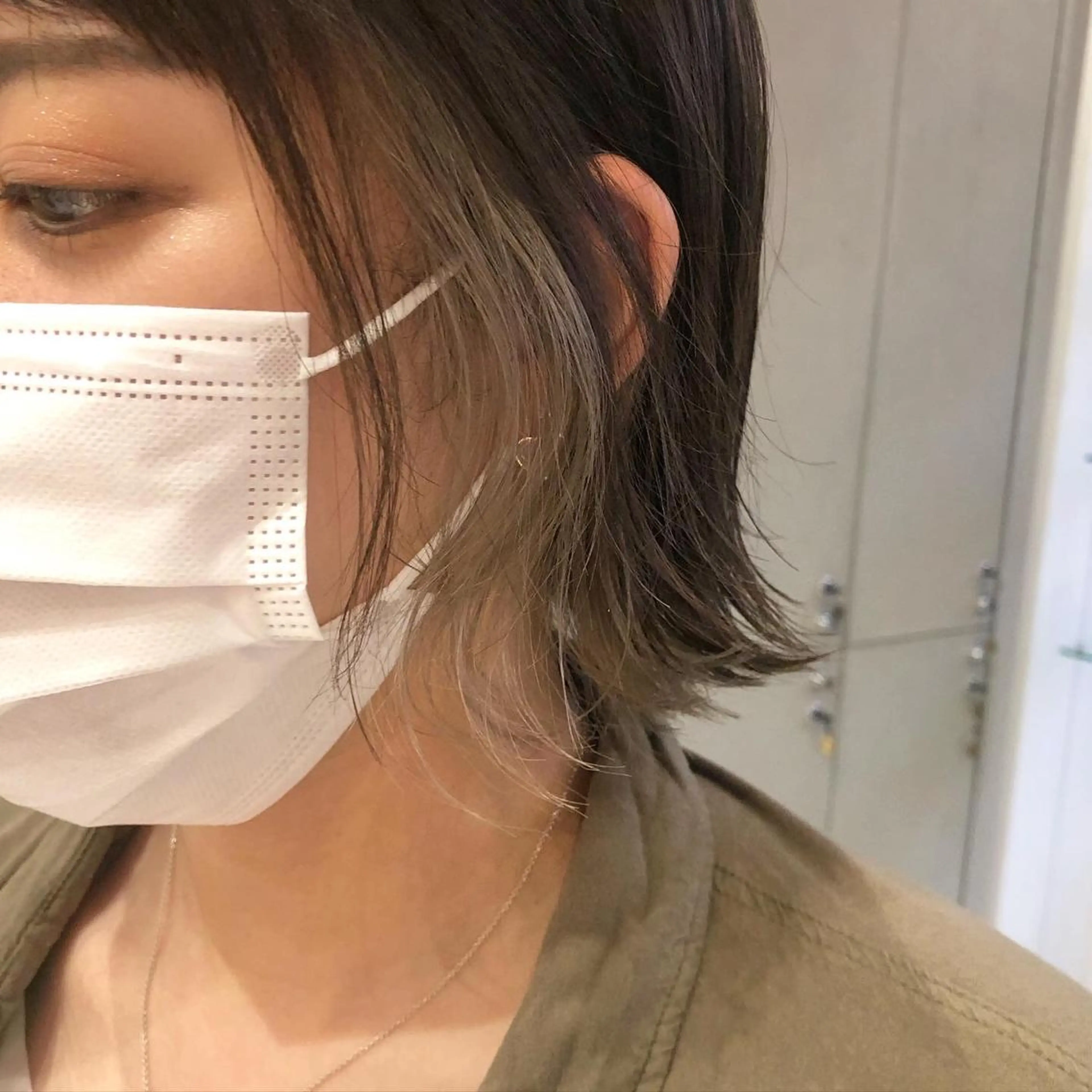 ミディアム カラー ベージュカラー イヤリングカラー 古屋 花織のヘアスタイル