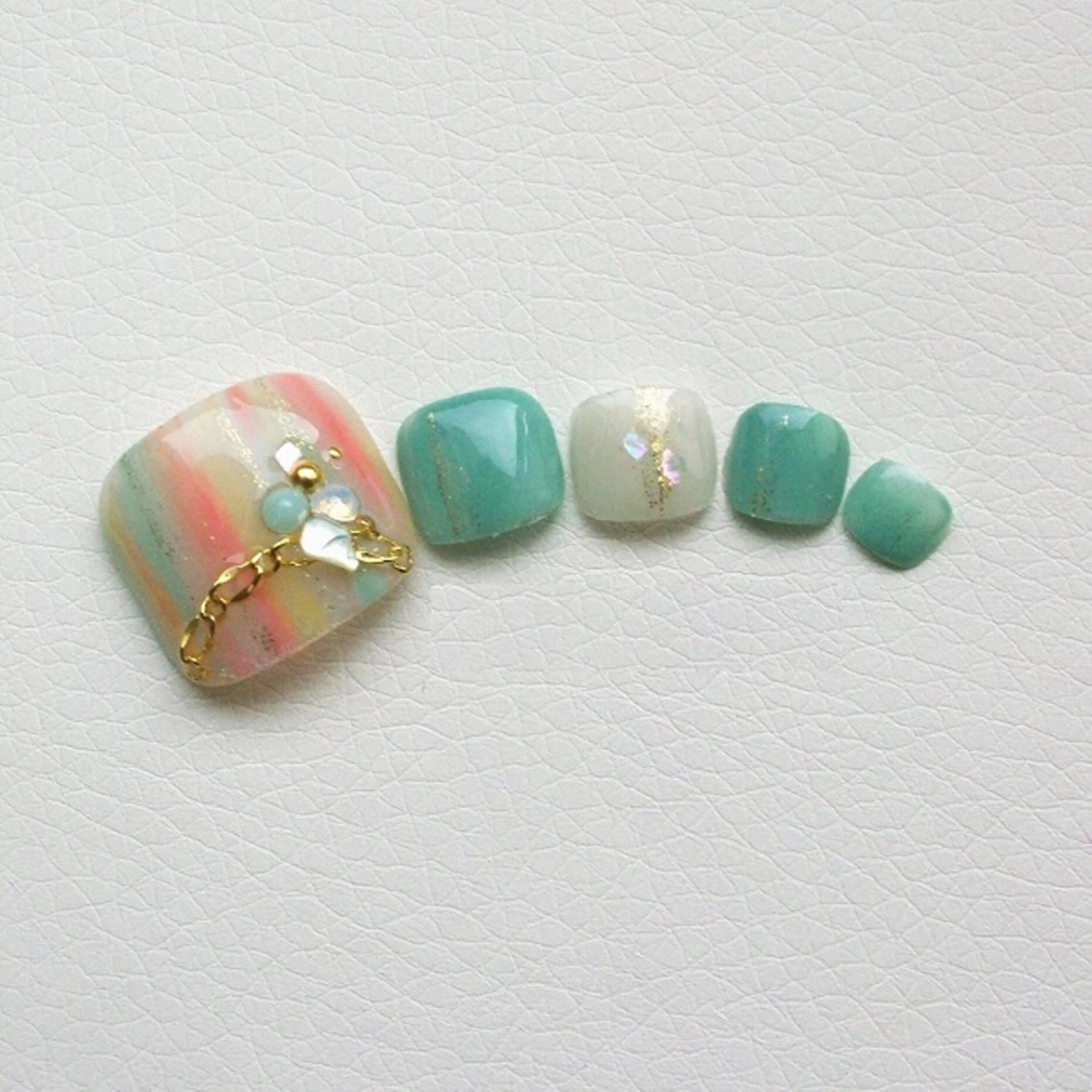 ネイル Pine Cute パインキュートのネイルデザイン