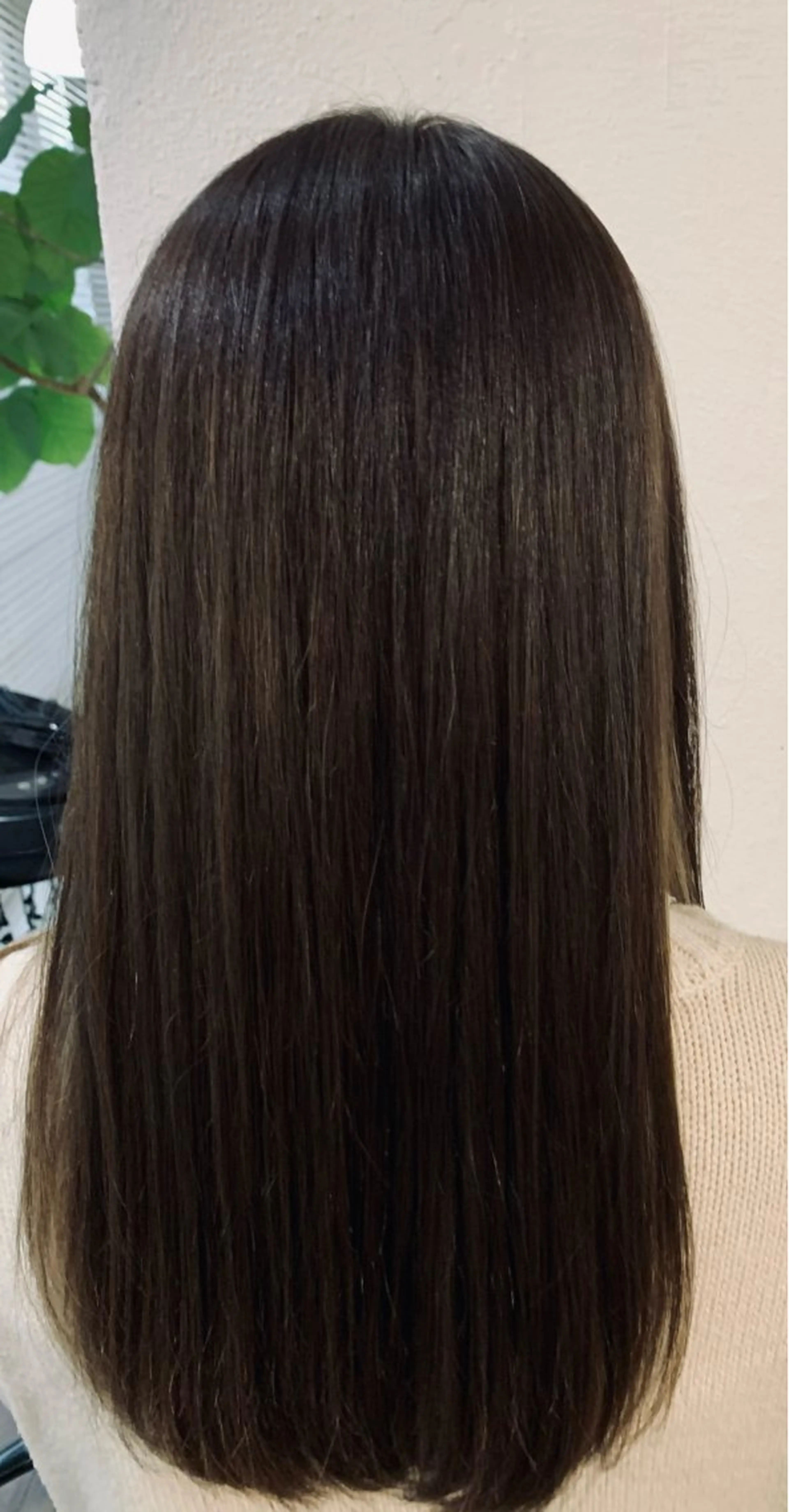 ロング ロング カット ヘアカラー トリートメント 根岸 和のヘアスタイル