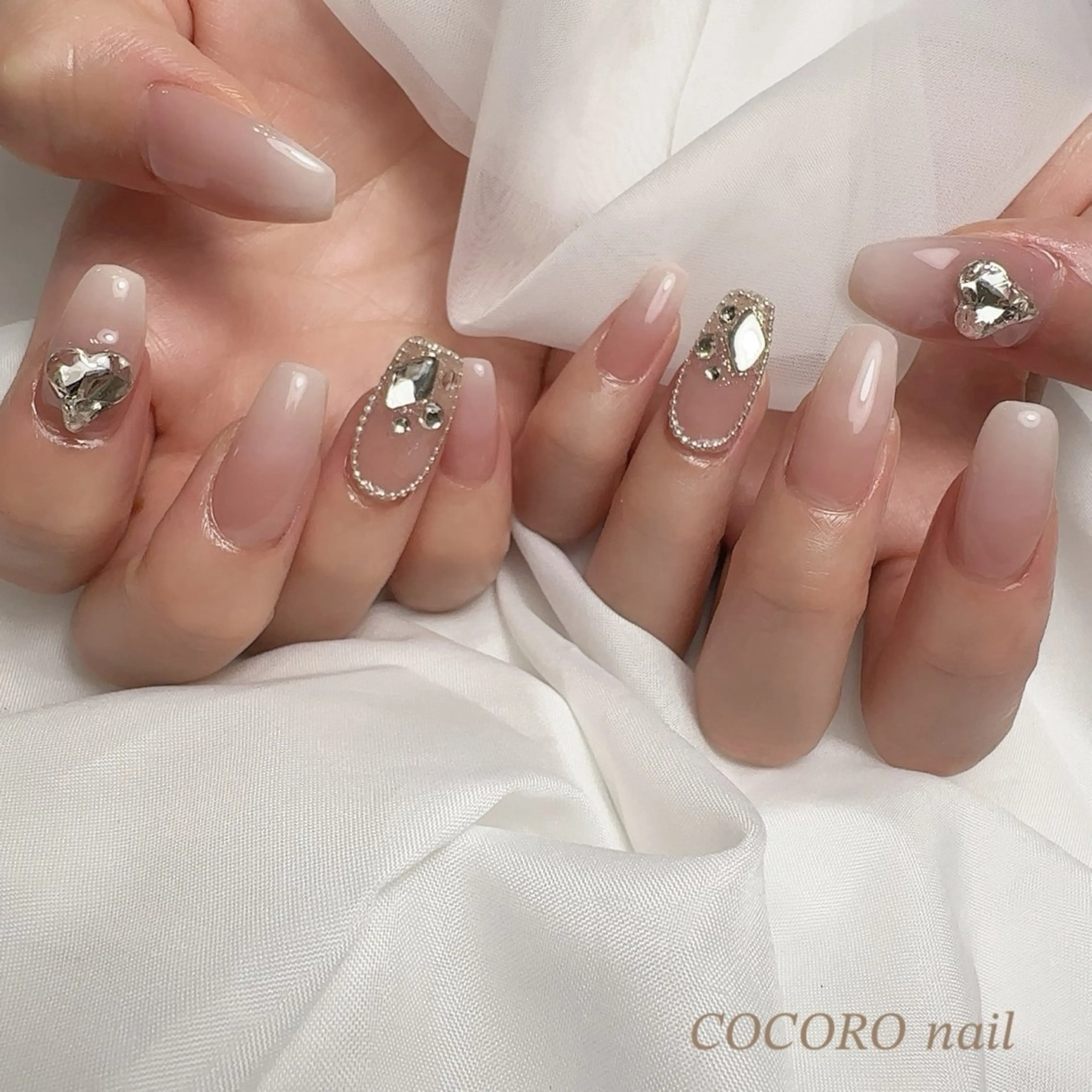 ネイル AKI ♥︎のネイルデザイン