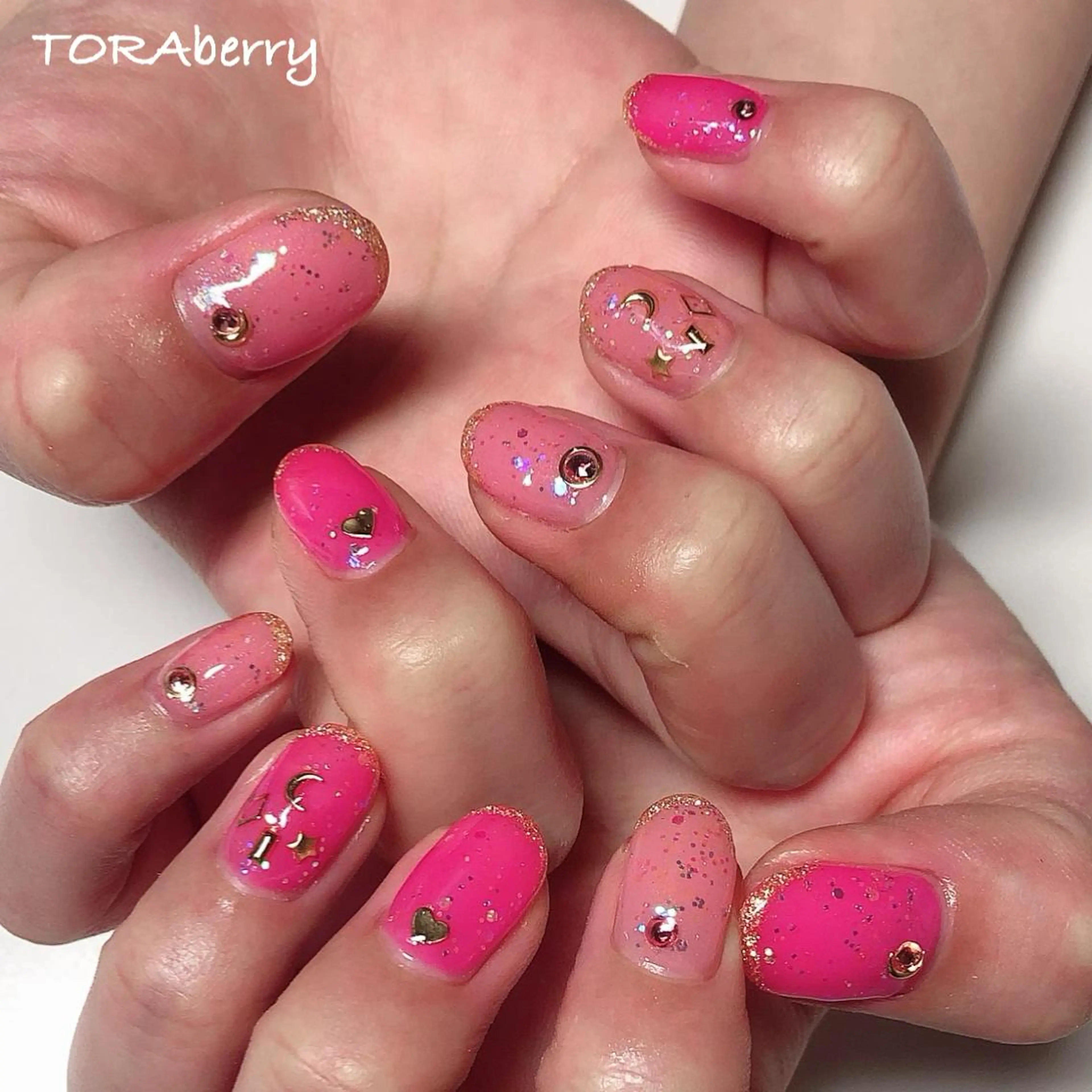 ネイル ピンク ハンドネイル ネイリスト なつみのネイルデザイン