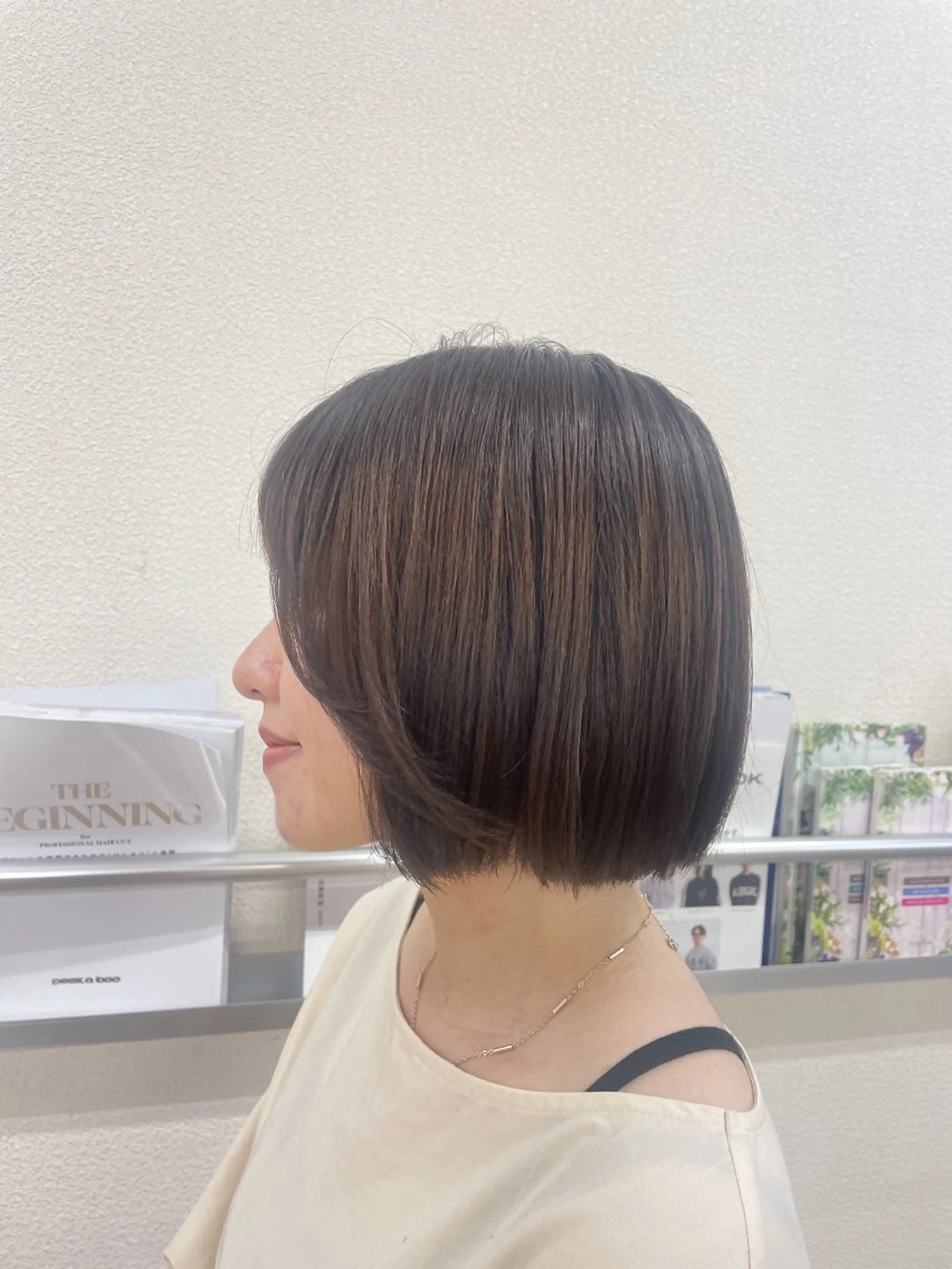 ミディアム カット 丸山 愛万音のヘアスタイル