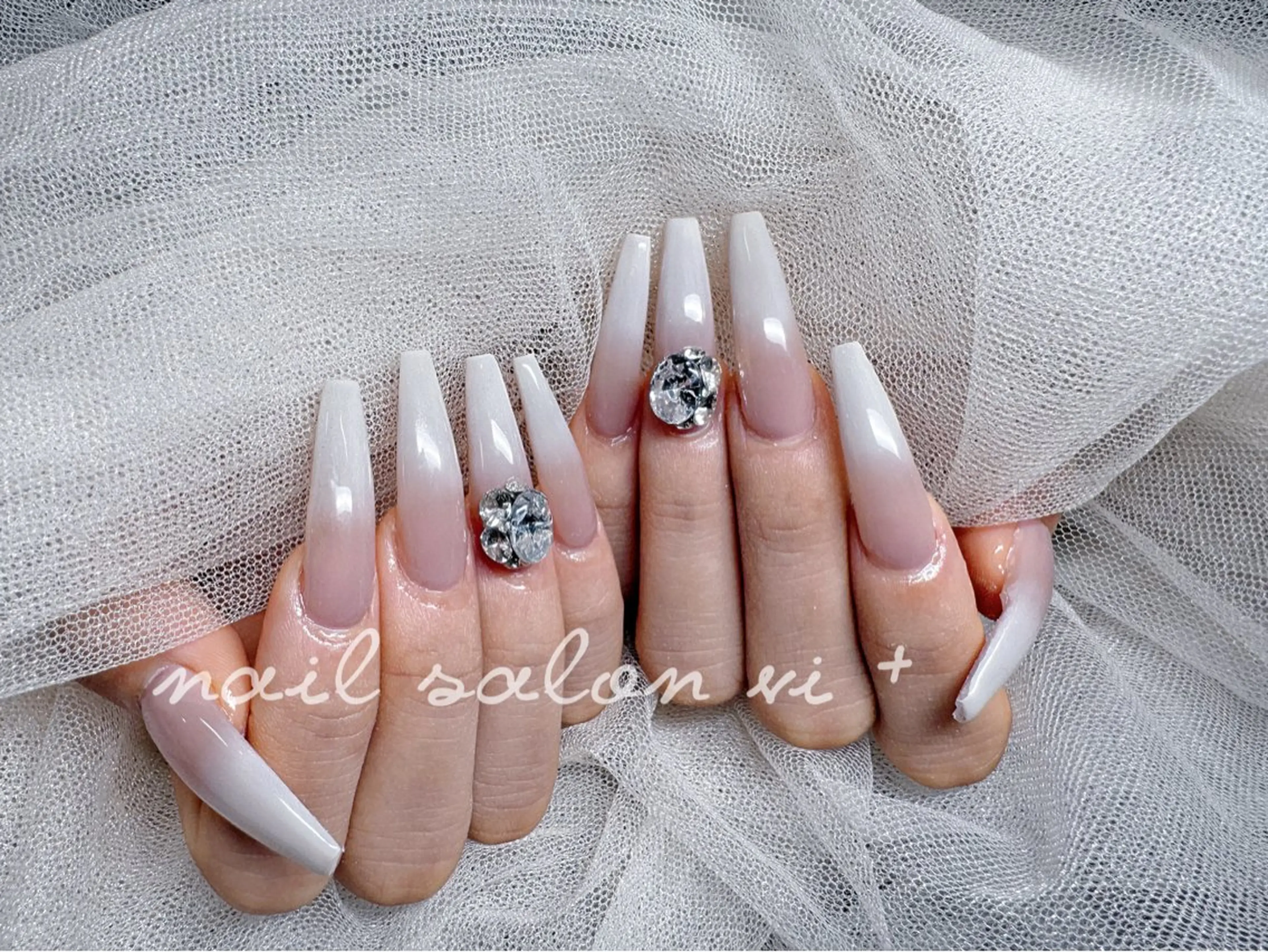 ネイル ハンドネイル ✨Nailsalon Vi+✨のネイルデザイン