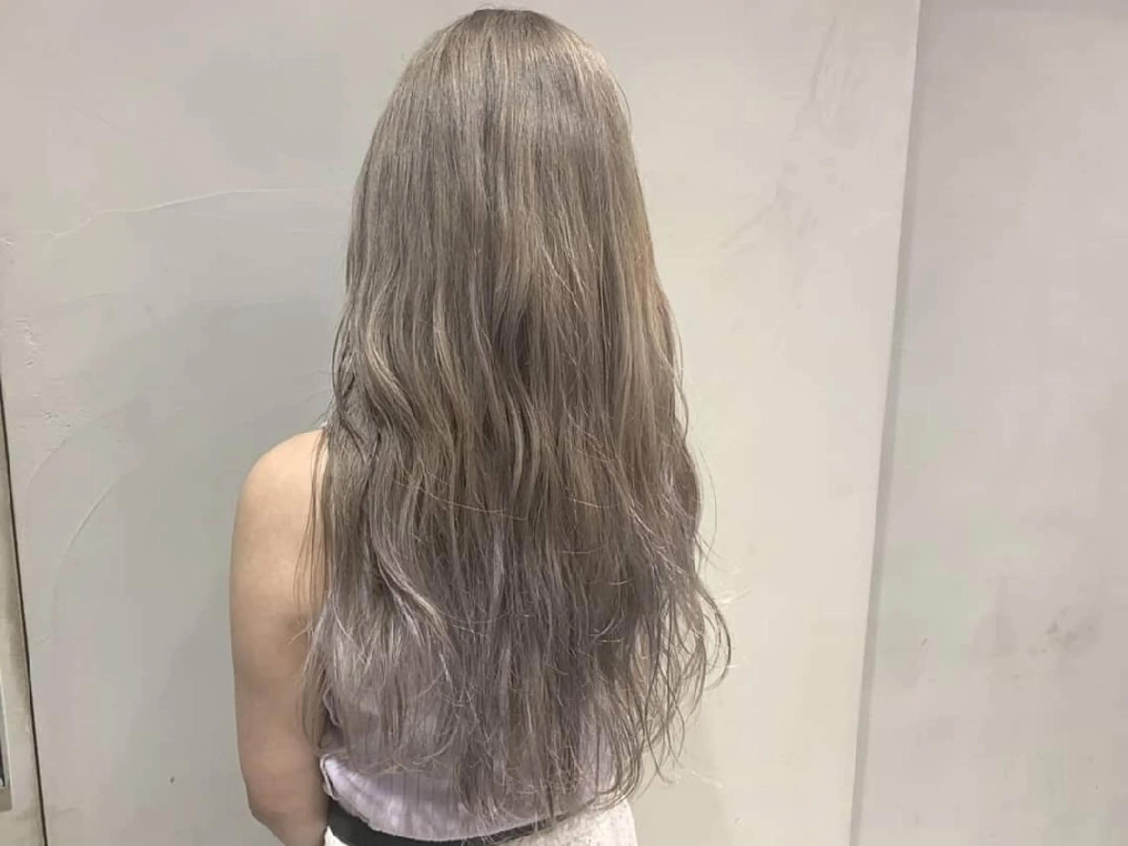 ロング カラー ブリーチ オリーブ透明感カラー 表参道/MIKUのヘアスタイル