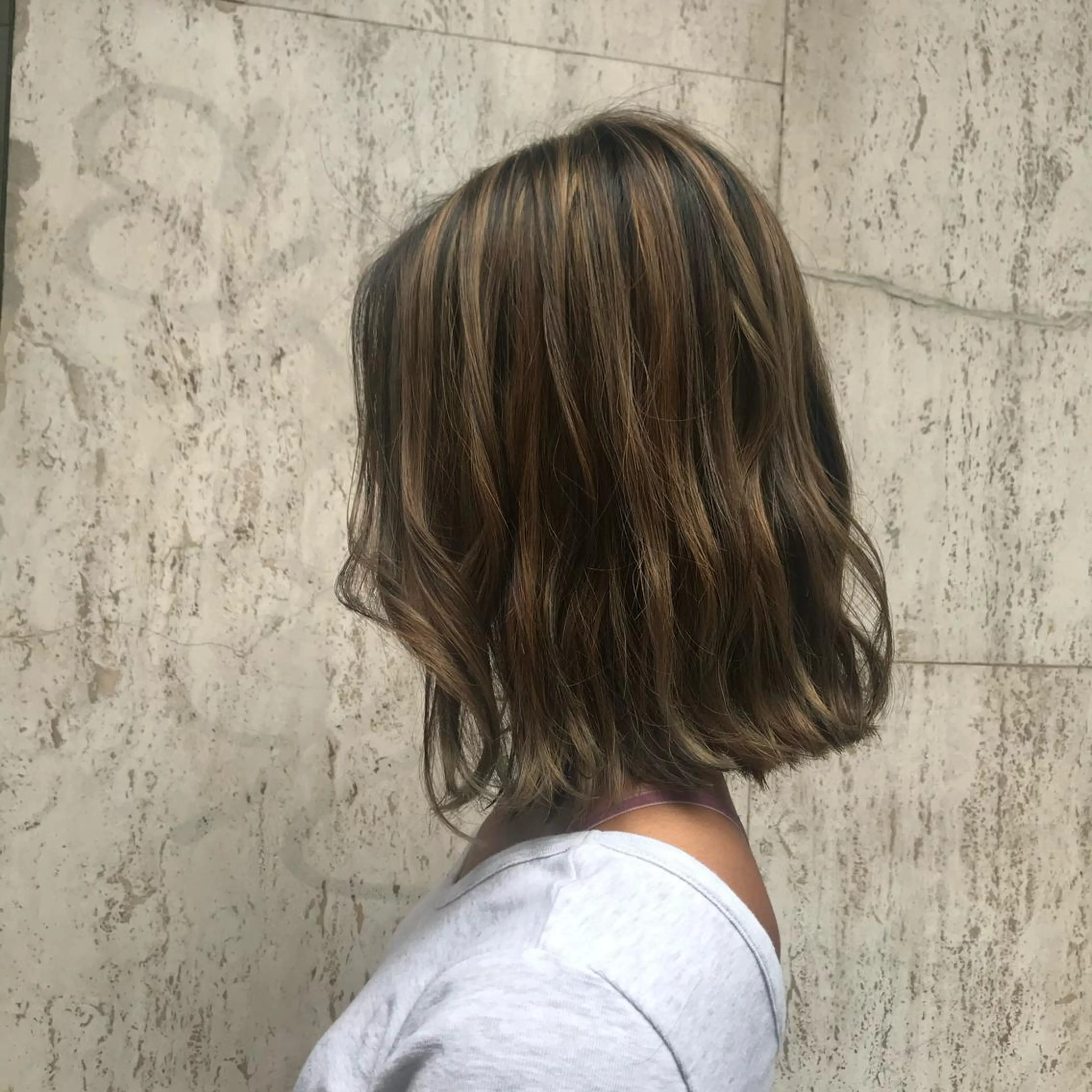 ミディアム Zina渋谷エリア マネージャShionのヘアスタイル