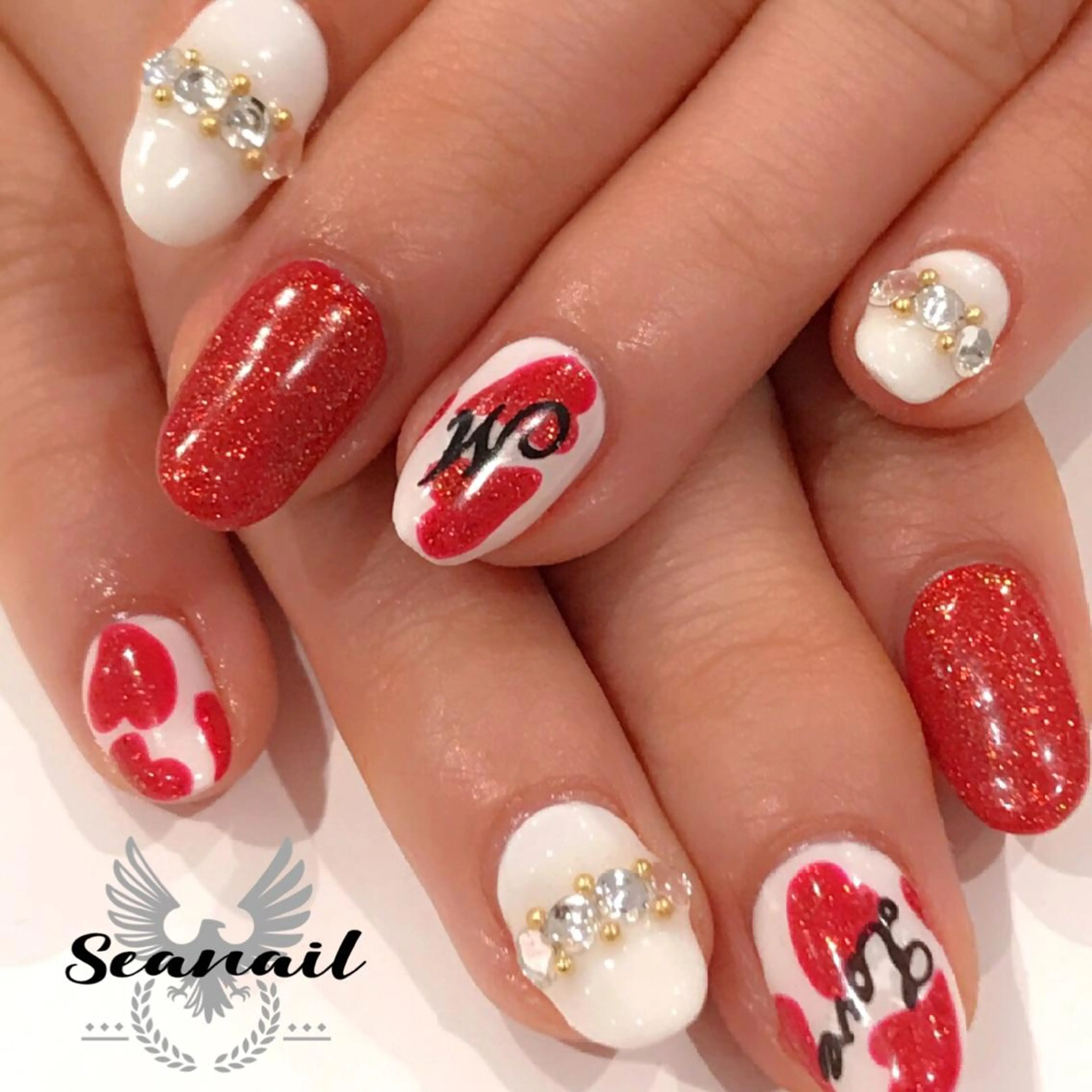 ネイル アートネイル フットネイル ジェルネイル 持ち込み 赤色 小尾 栞のネイルデザイン