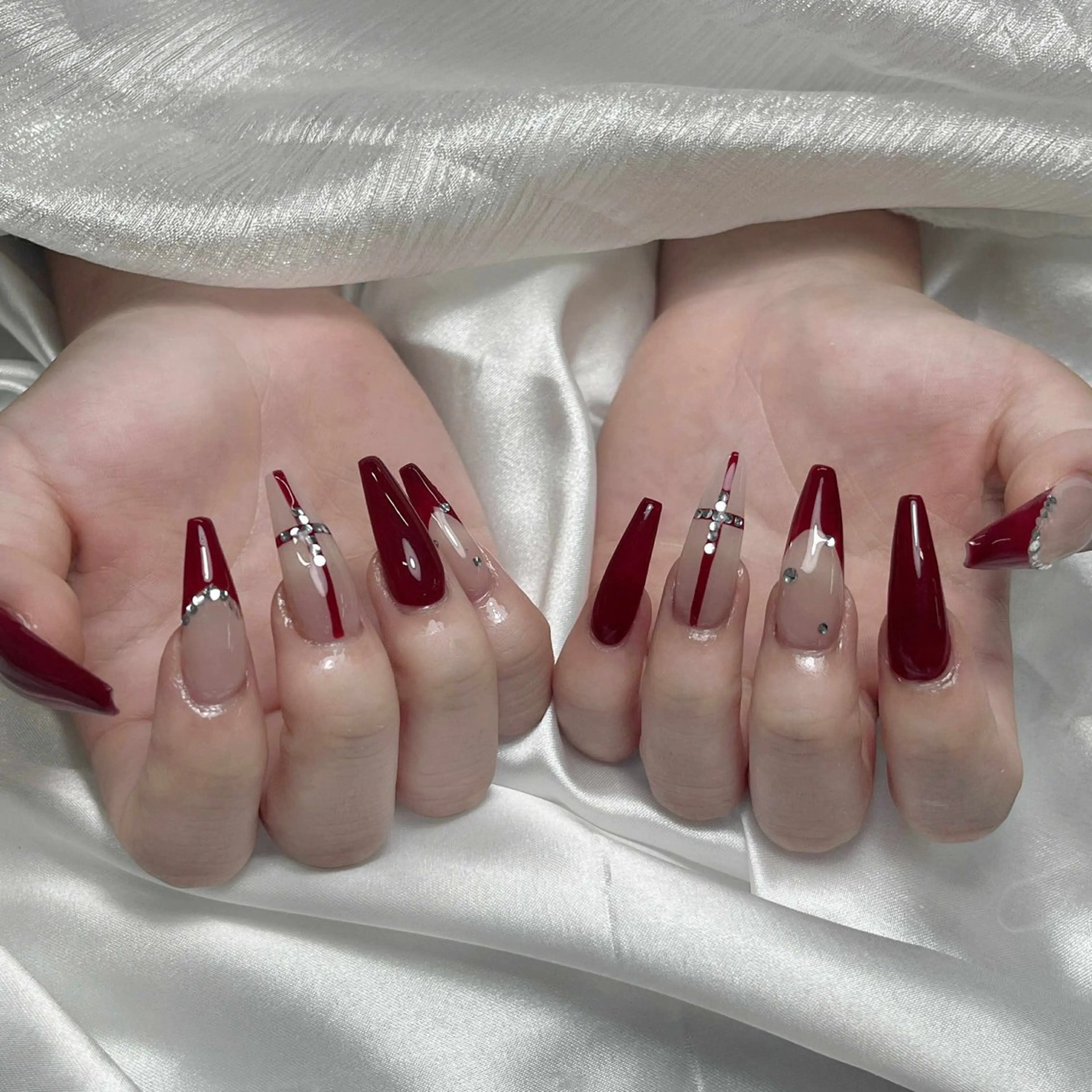 ネイル アートネイル ジェルネイル キラキラネイル 持ち込み シンプルネイル Nova Nail Salonのネイルデザイン