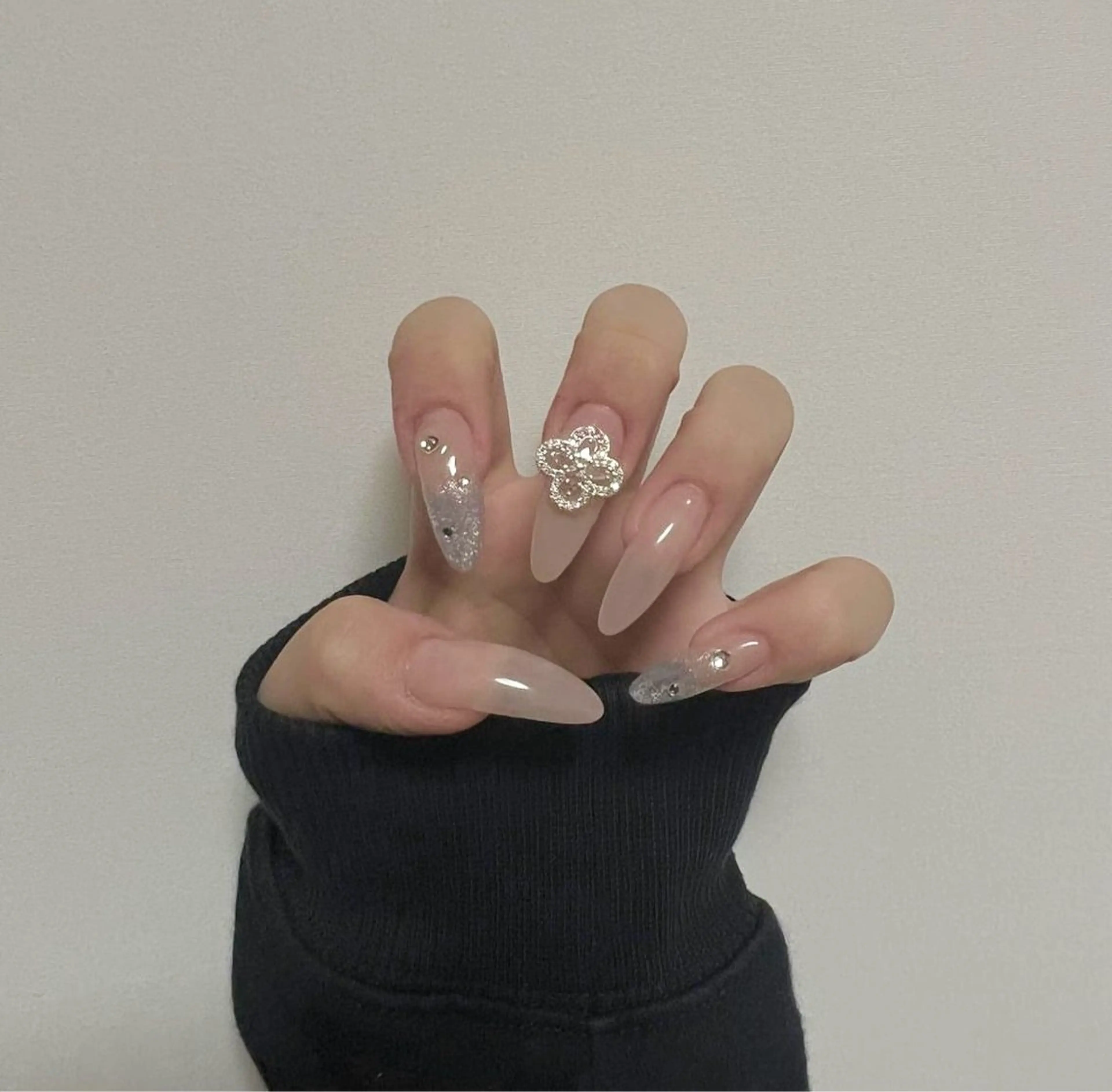 ネイル Miimo💅🏻 ほのか ·͜·♡のネイルデザイン