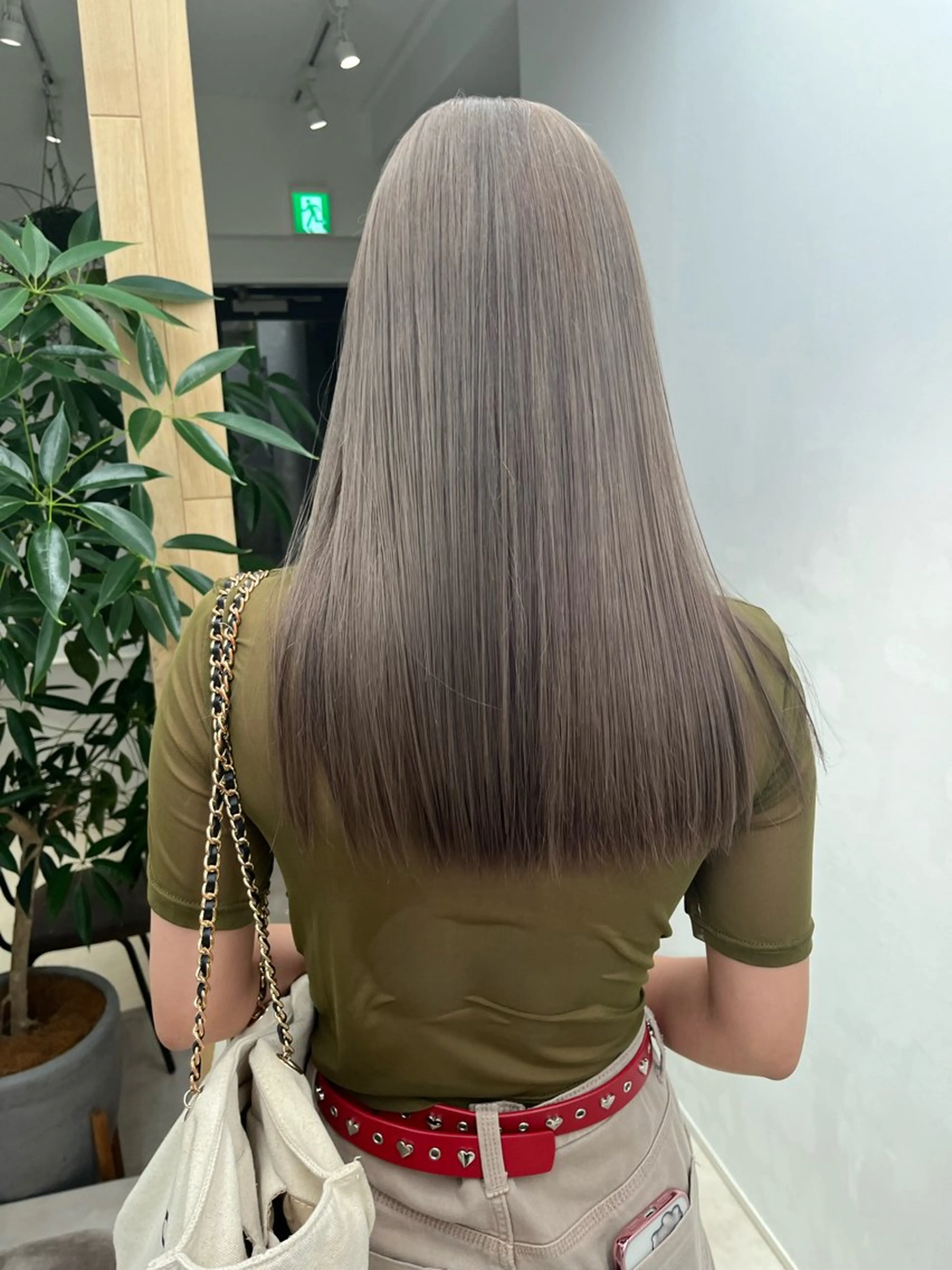 セミロング カラー ベージュカラー ブリーチ ダブルカラー 赤み消しカラー/ ナチュラル/トモキのヘアスタイル