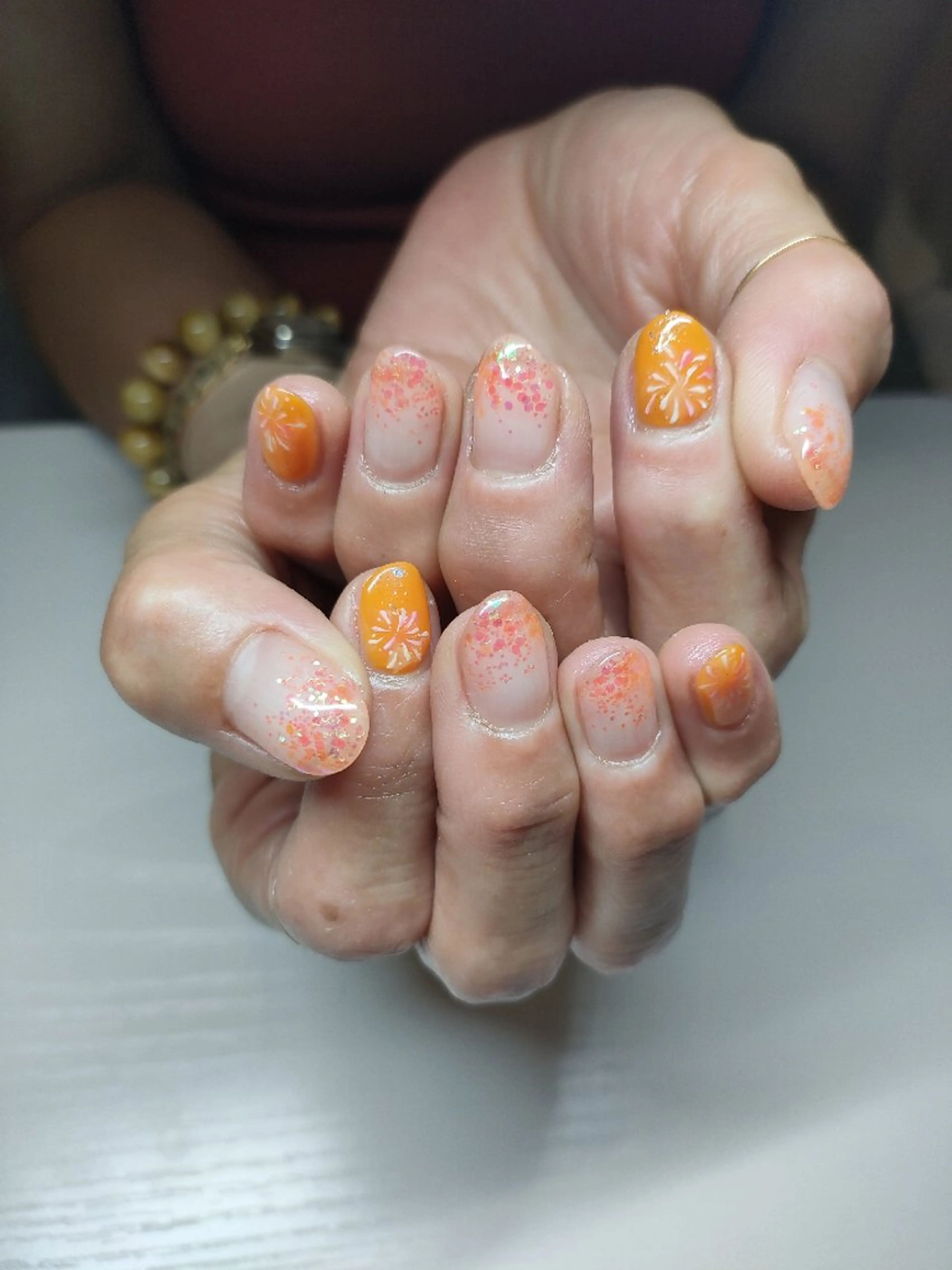 ネイル ラメ(グリッター) オレンジ 夏ネイル 本厚木南口 徒歩3分のネイルデザイン
