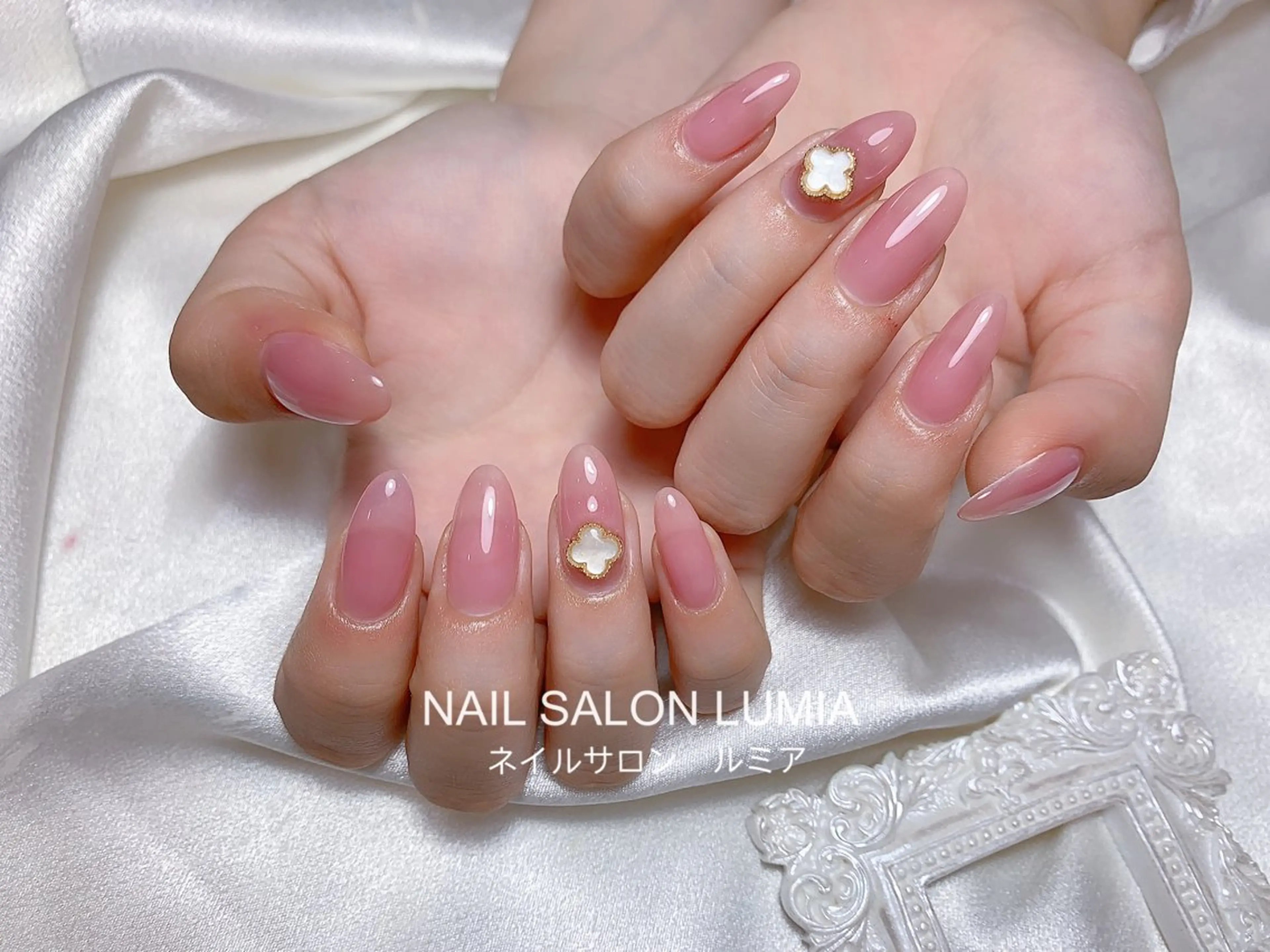 ネイル ハンドネイル ネイルサロン ルミア Lumia 店長のネイルデザイン