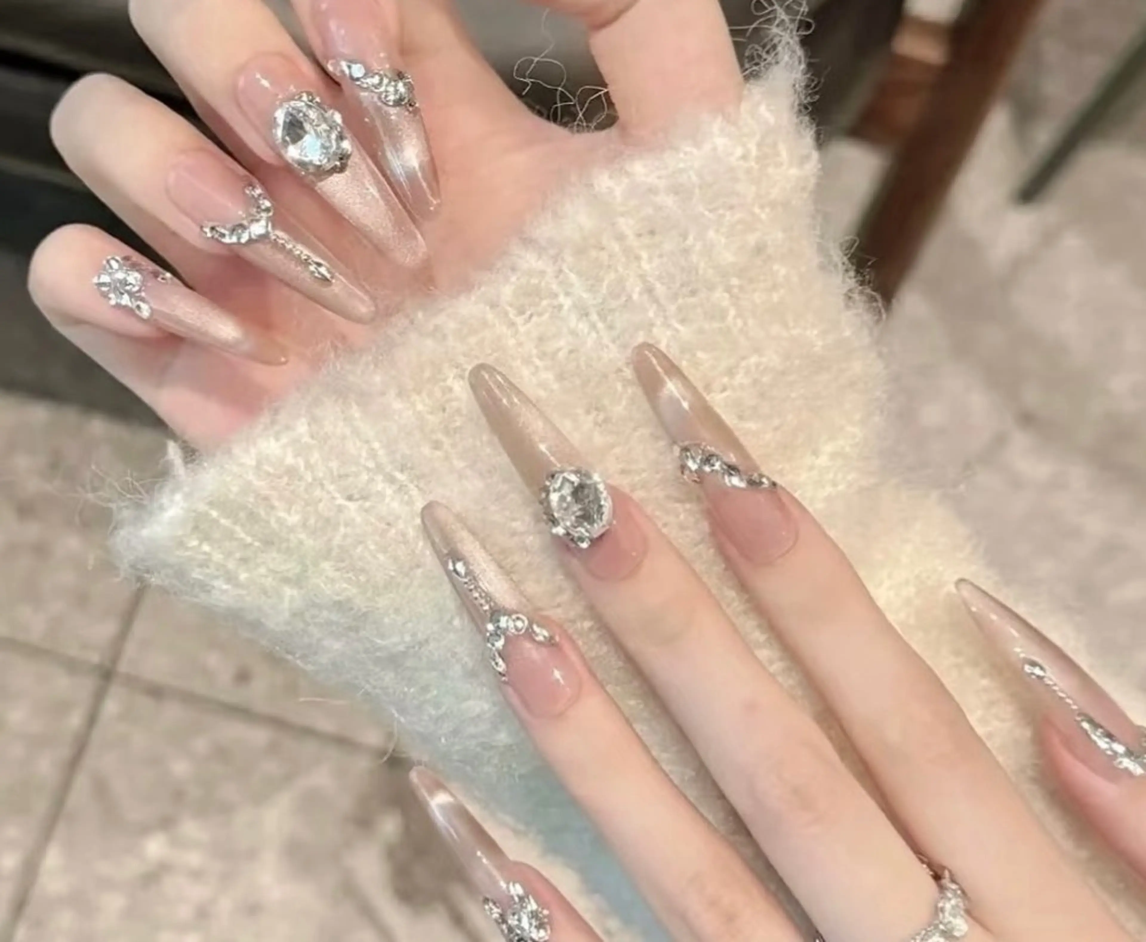ネイル フレンチネイル ガーリー ガラスフレンチ 韓国ネイル ロングネイル ハンドネイル Venus nail チップ長さだし専門店のネイルデザイン