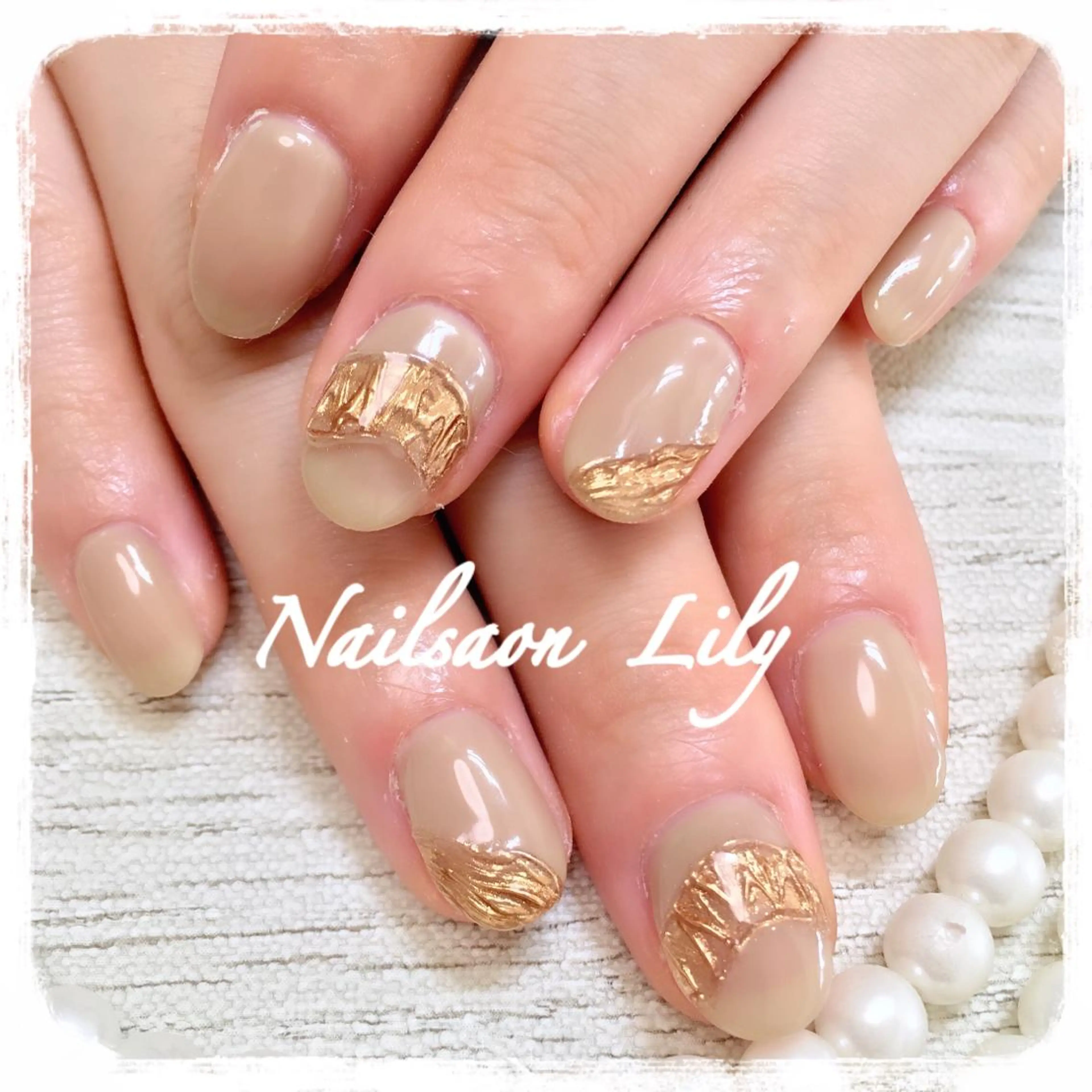 ネイル ミラーネイル Lily*nail 🌻Mii🌻のネイルデザイン