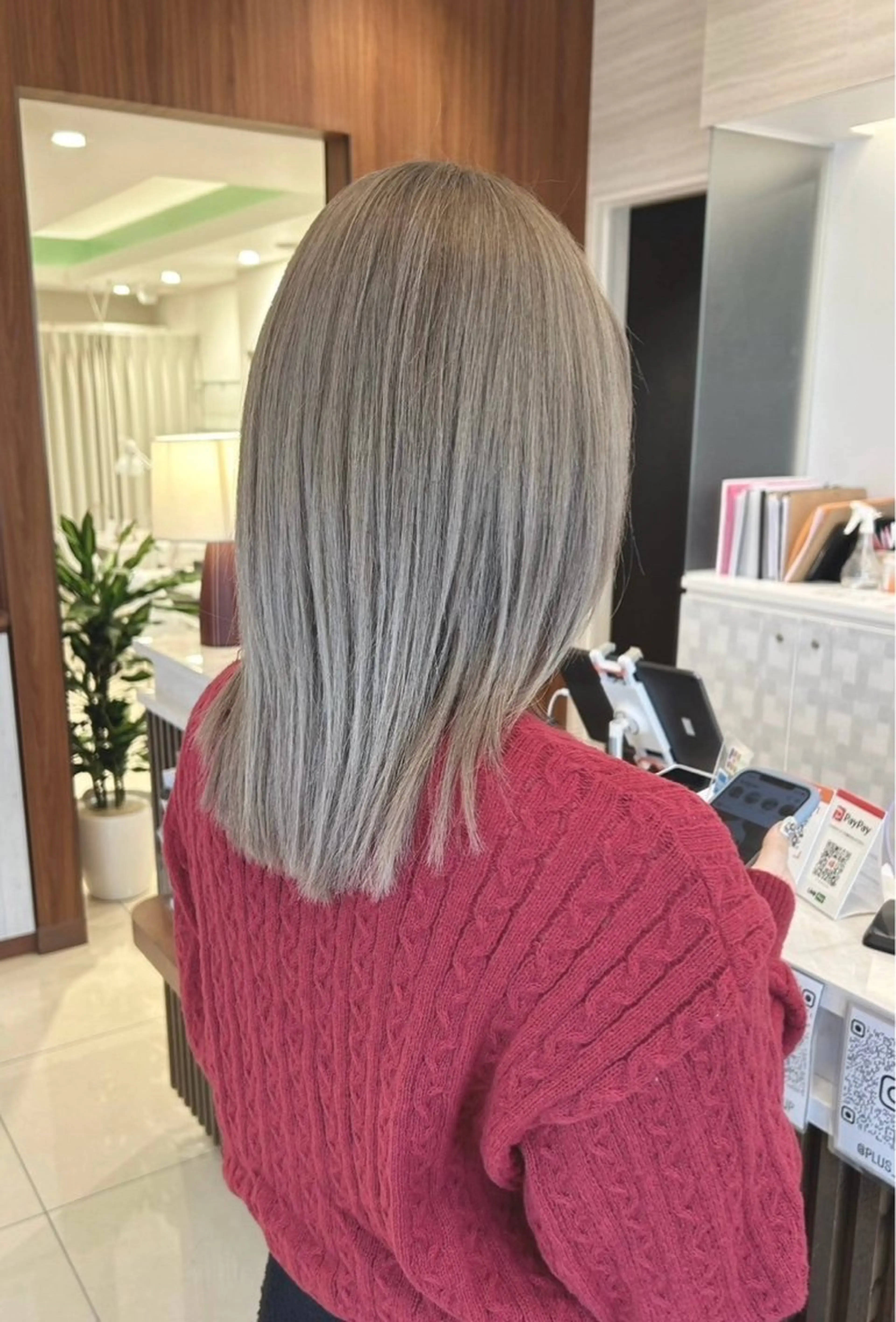 レディースカット(ショートorボブ)＋トリートメント付きの写真