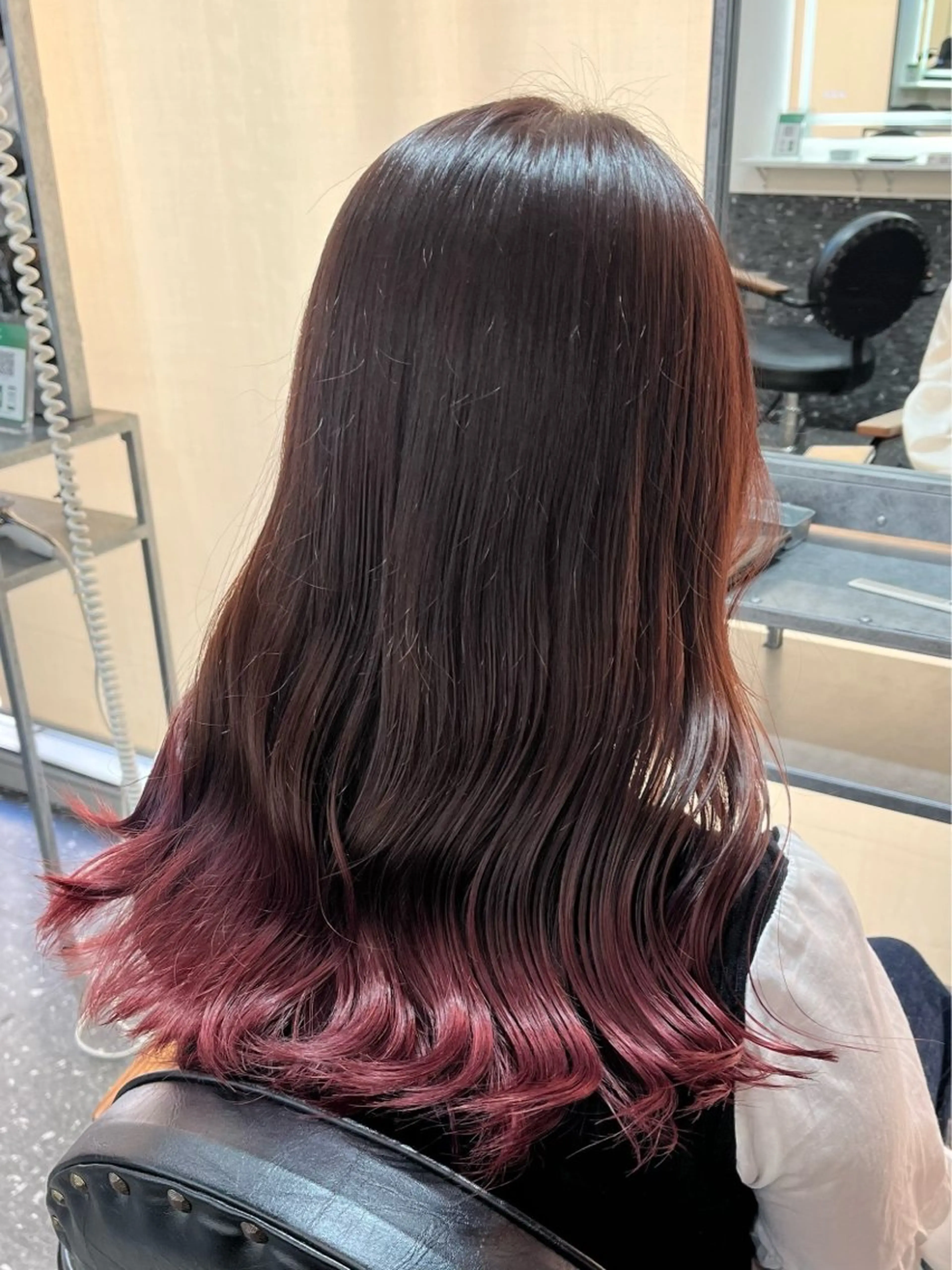 ロング youres hair 東新宿のヘアスタイル