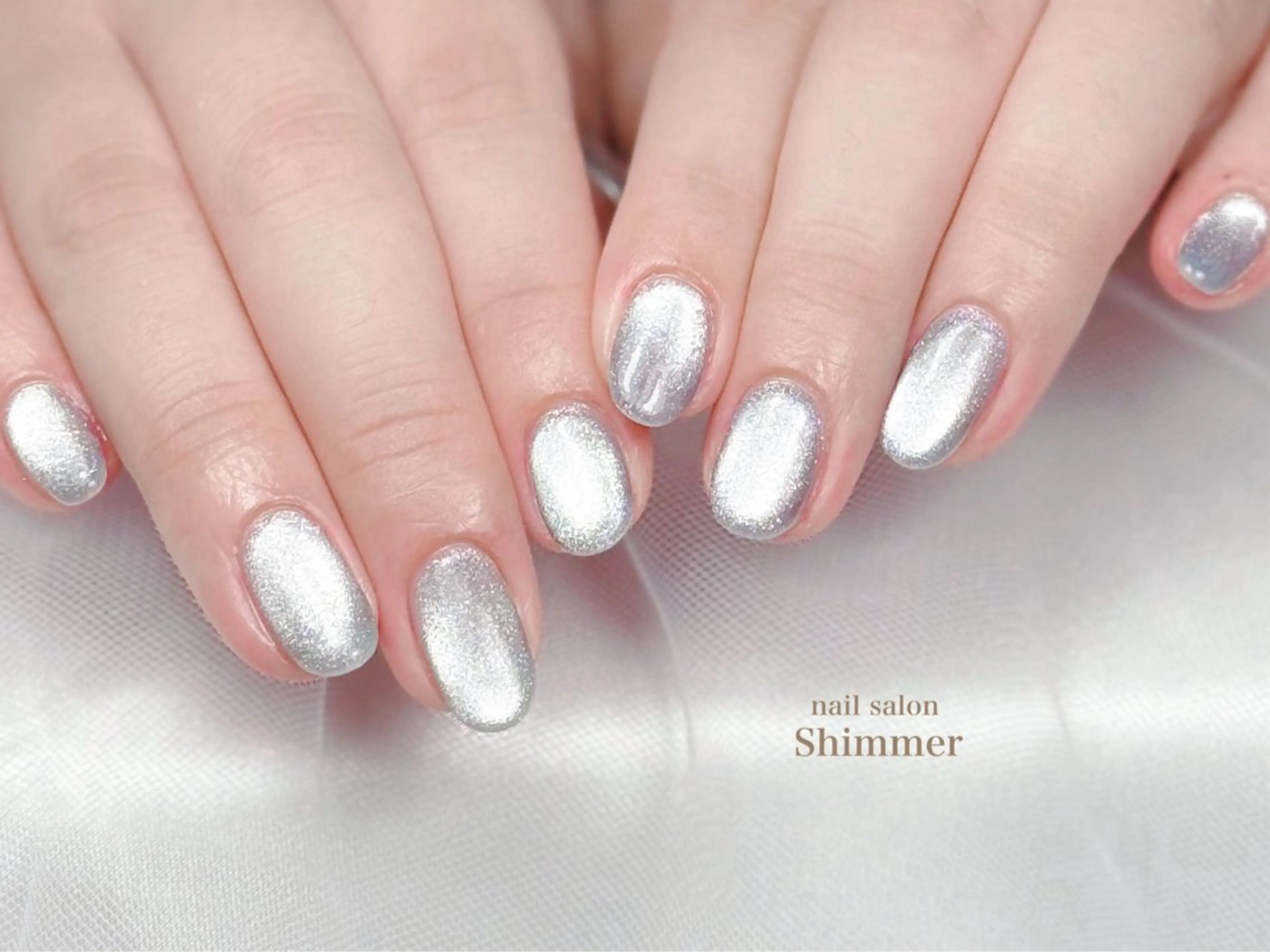 ネイル ハンドネイル Shimmer Risaのネイルデザイン