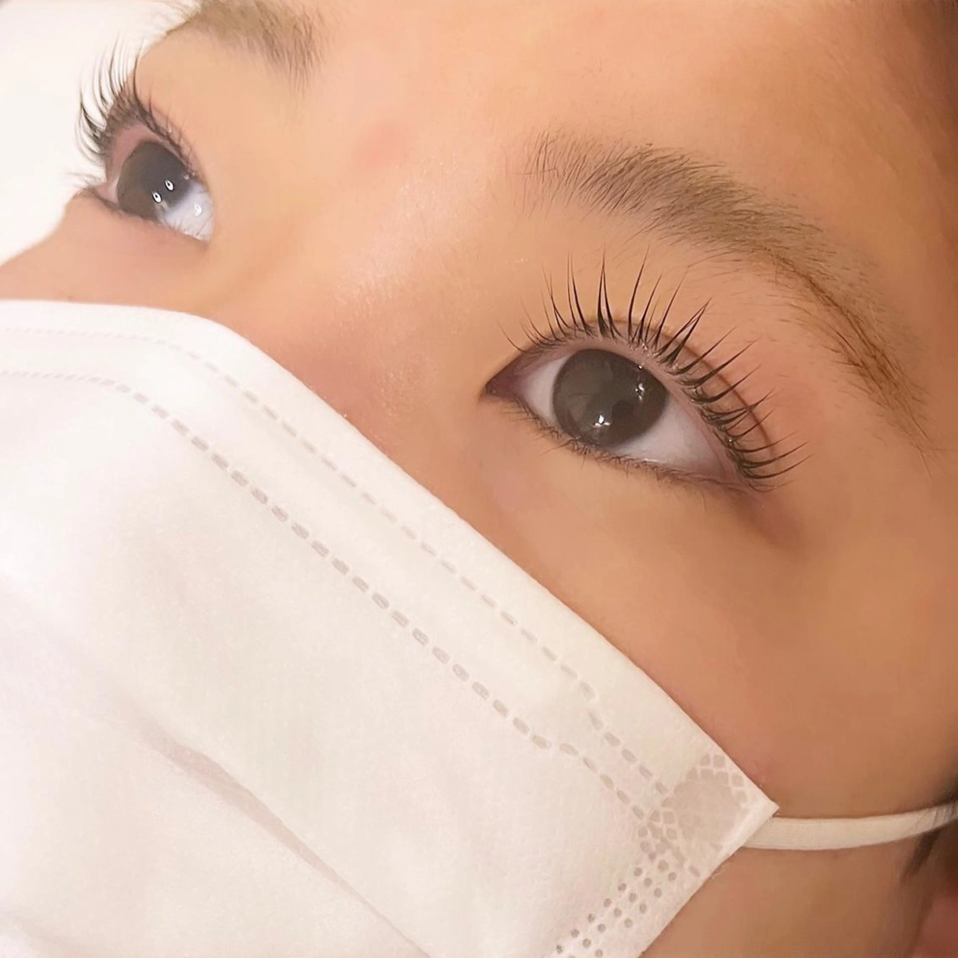 マツエク・マツパ 南 綾花の眉毛・アイブロウイメージ