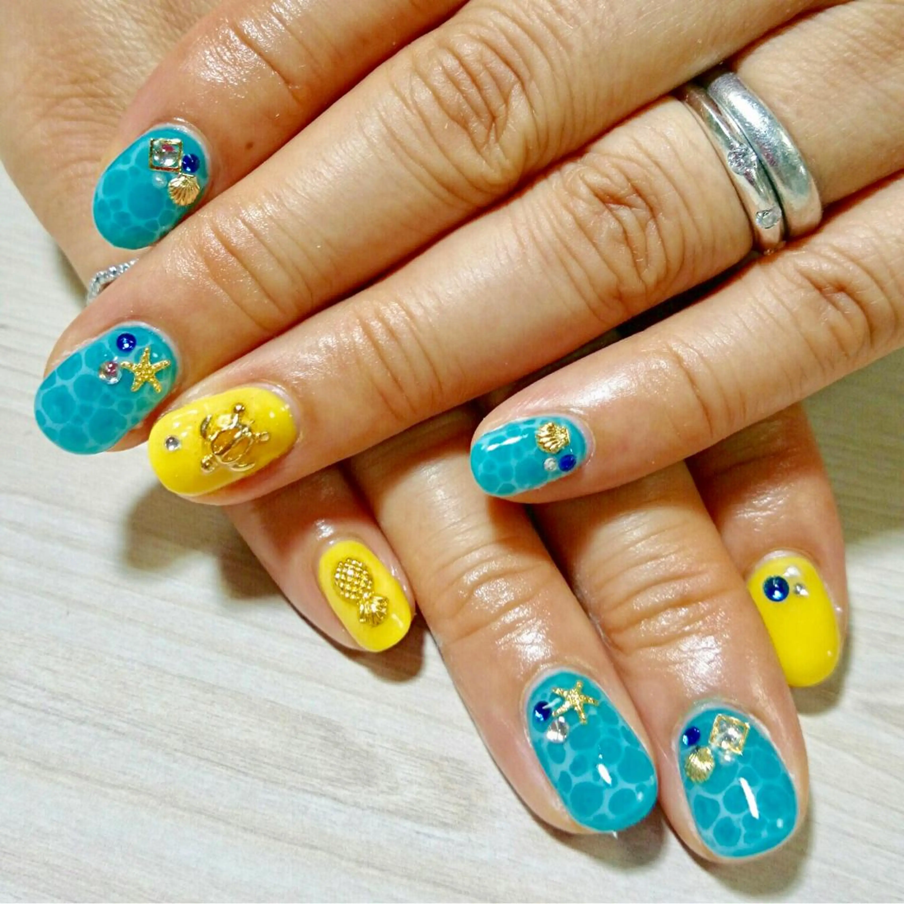 ネイル アートネイル 安藤 Charlotteのネイルデザイン