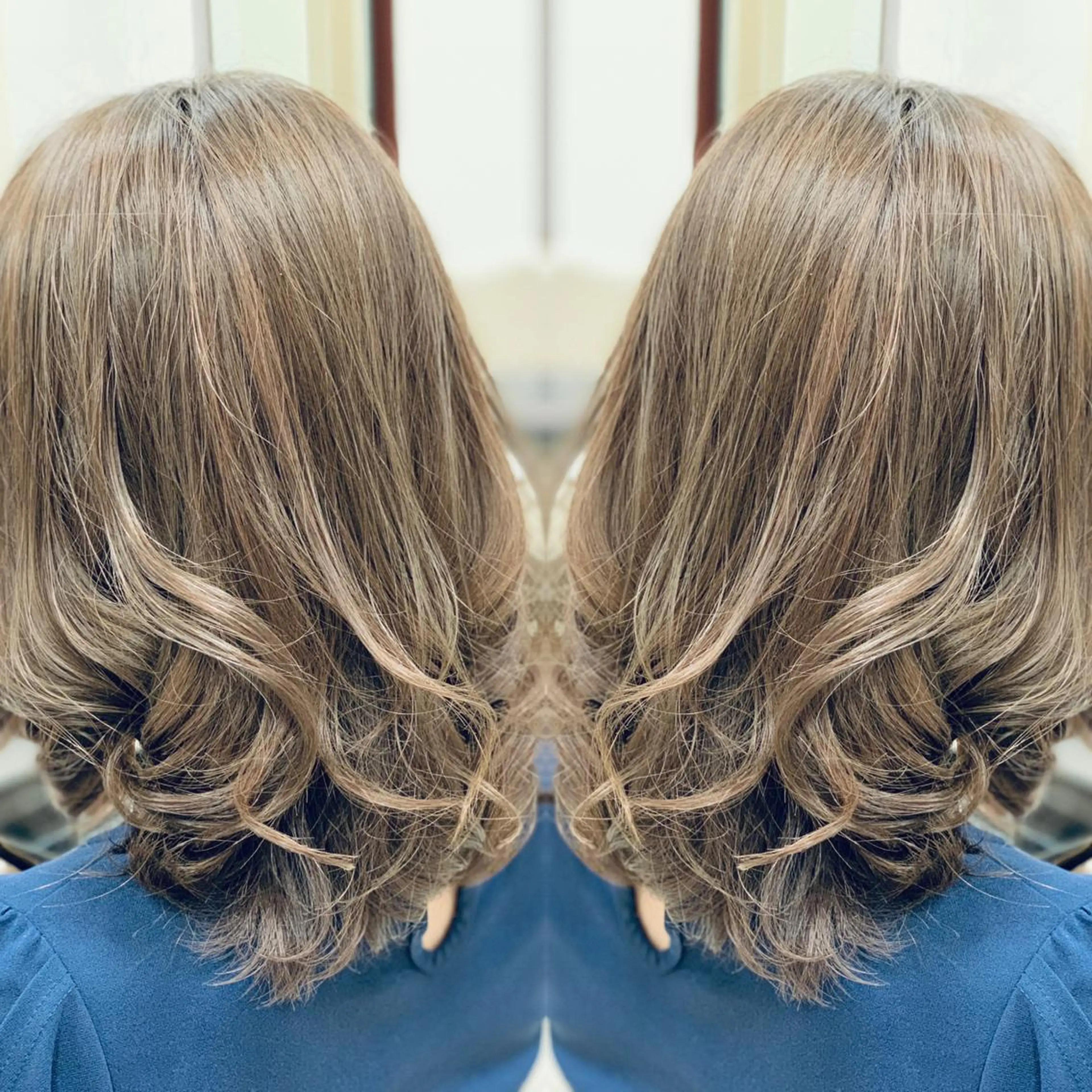 ミディアム カラー 飯田 真澄のヘアスタイル