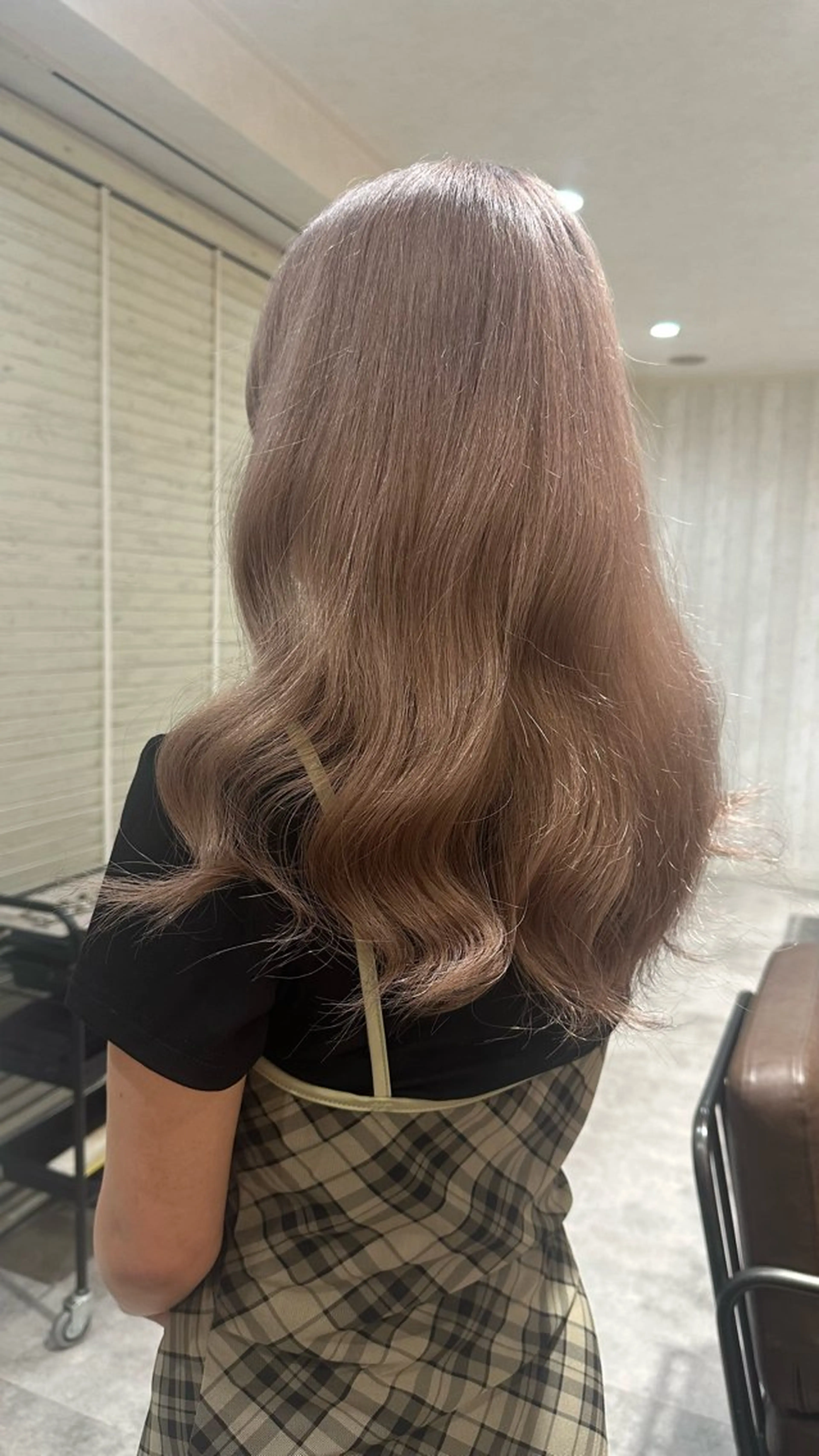 カラー 松本 羅華のヘアスタイル