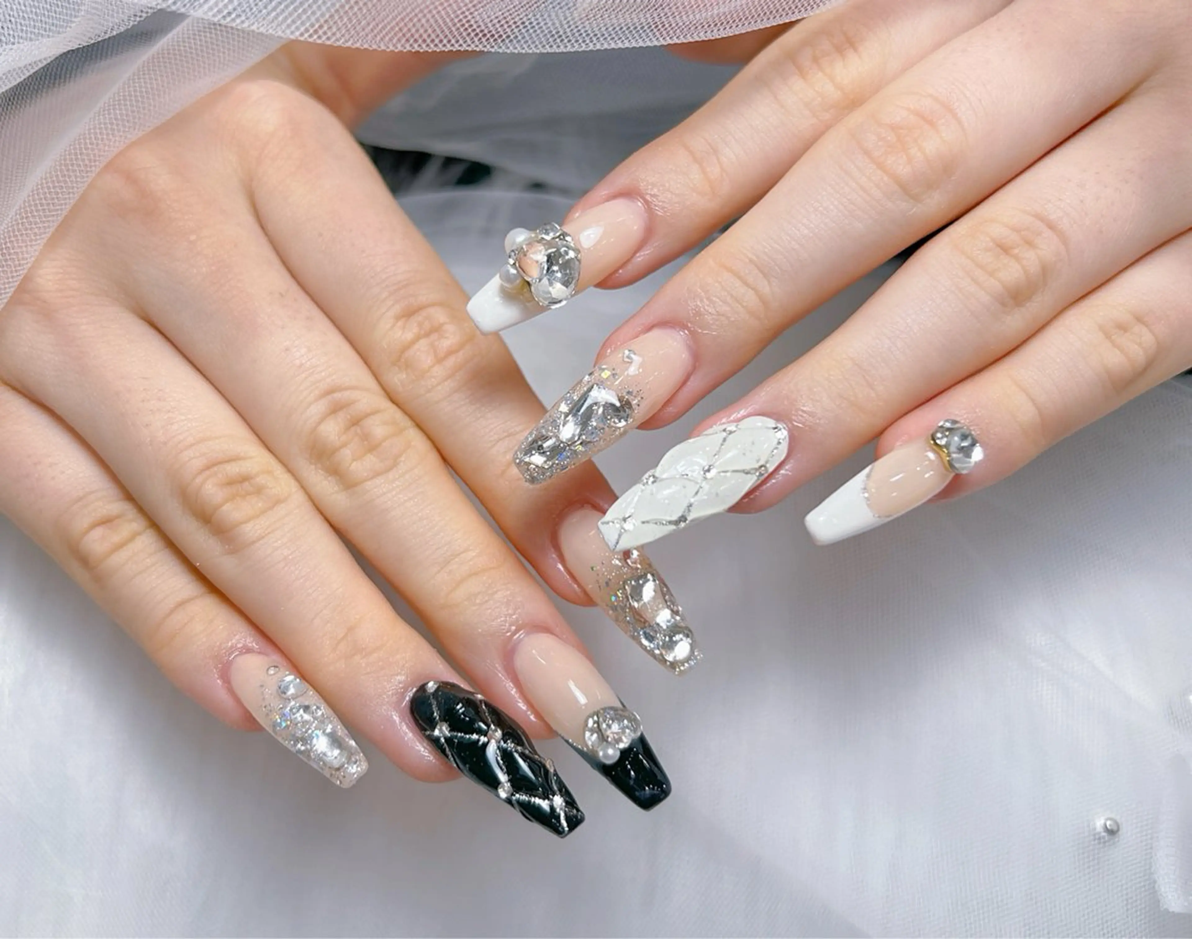 ネイル アートネイル オーロラネイル チークネイル 長さ出し フットネイル Miya_nail所属・Miya _nailのネイルデザイン