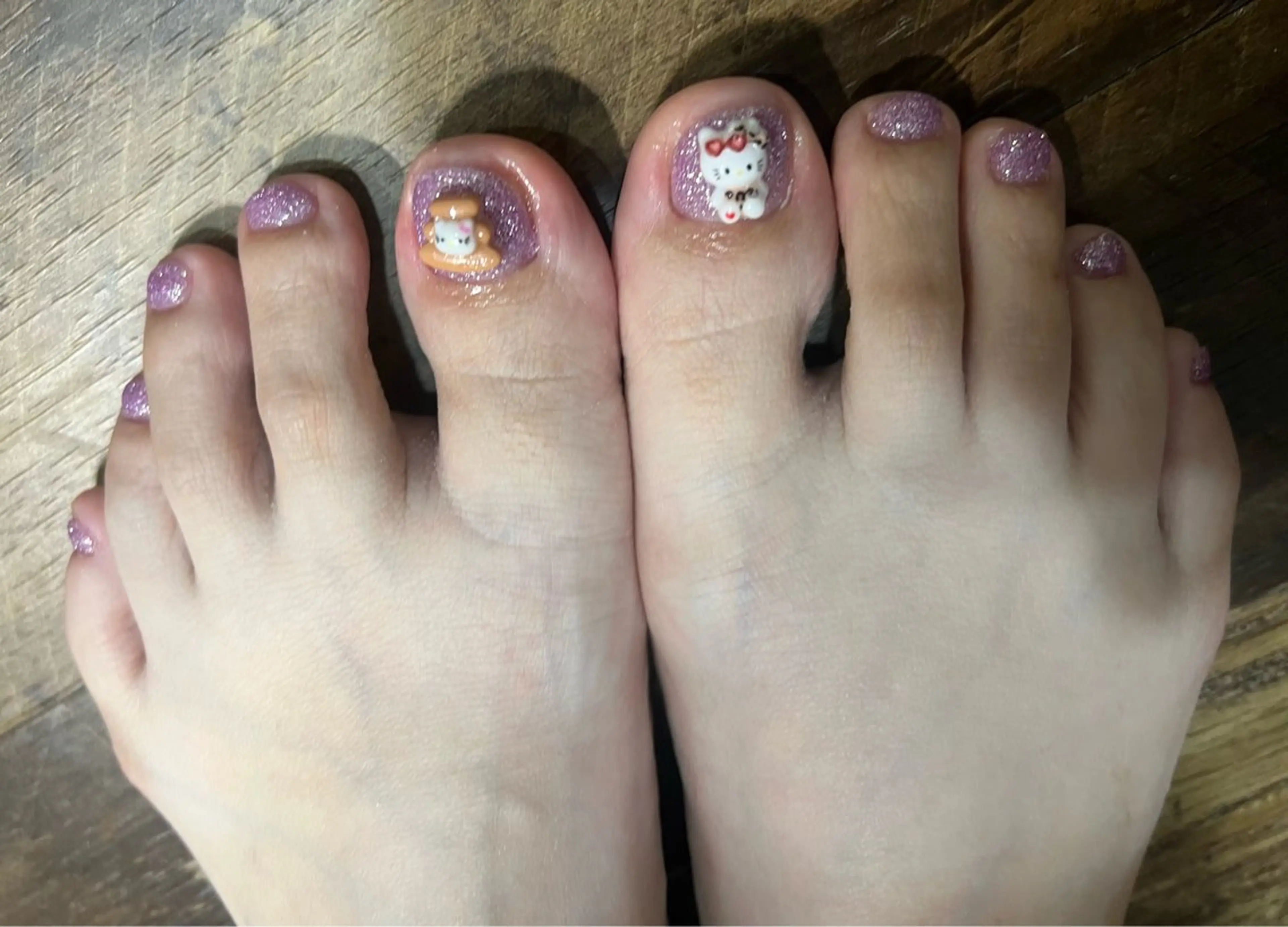 ネイル フットネイル 長さ出し専門 パーツのネイルデザイン