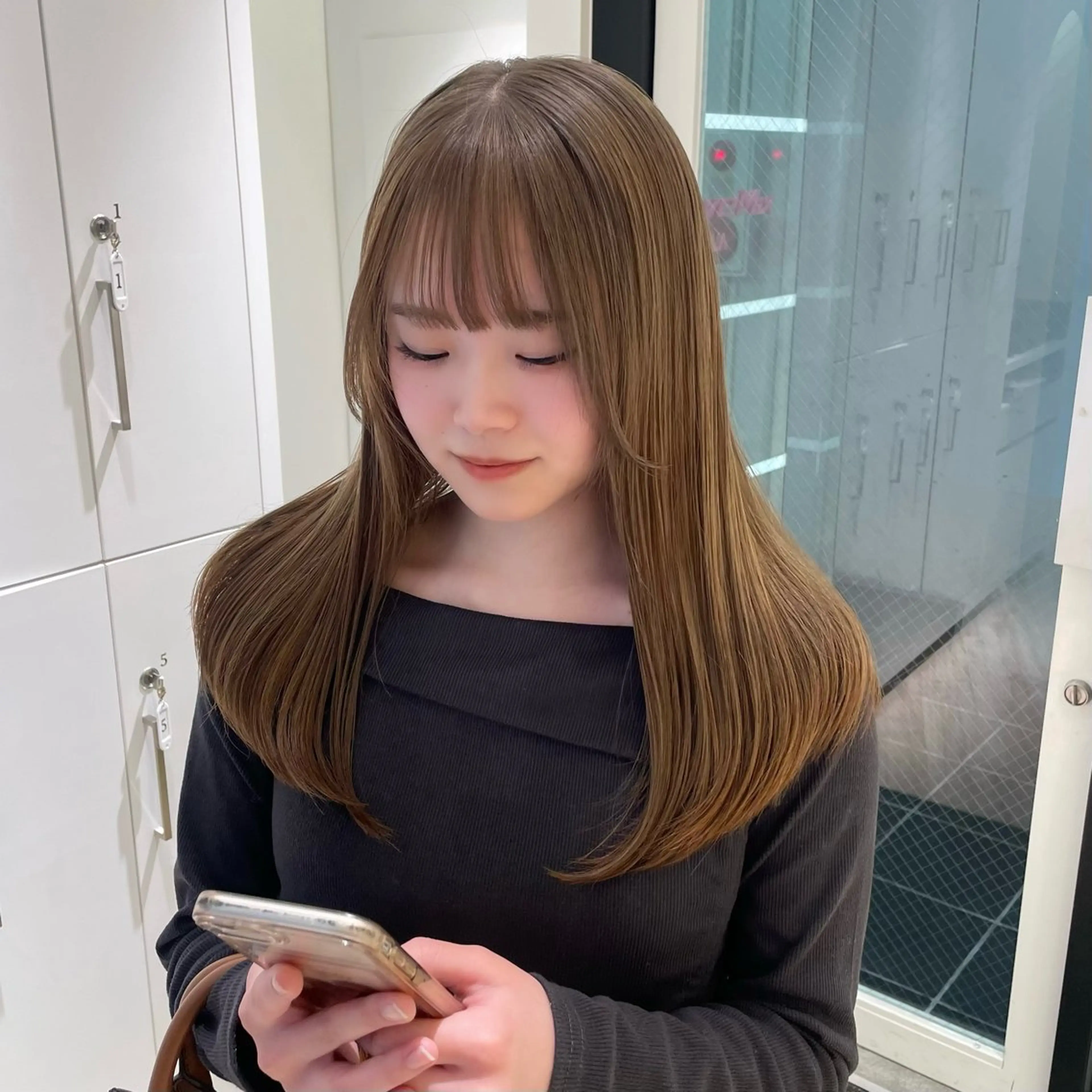 セミロング カラー Parve Mix /頓宮 稚愛🤍のヘアスタイル