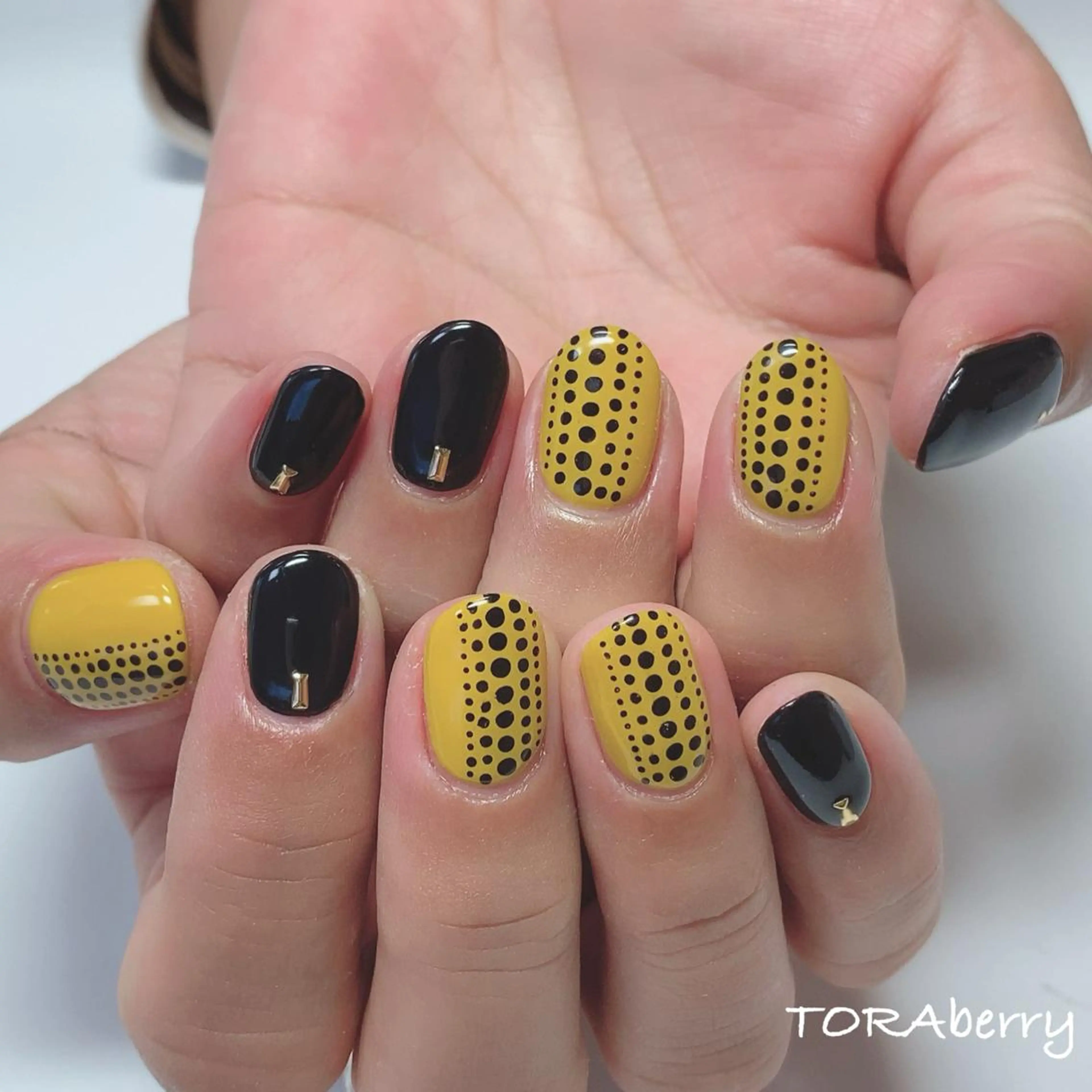 ネイル ハンドネイル ネイリスト なつみのネイルデザイン