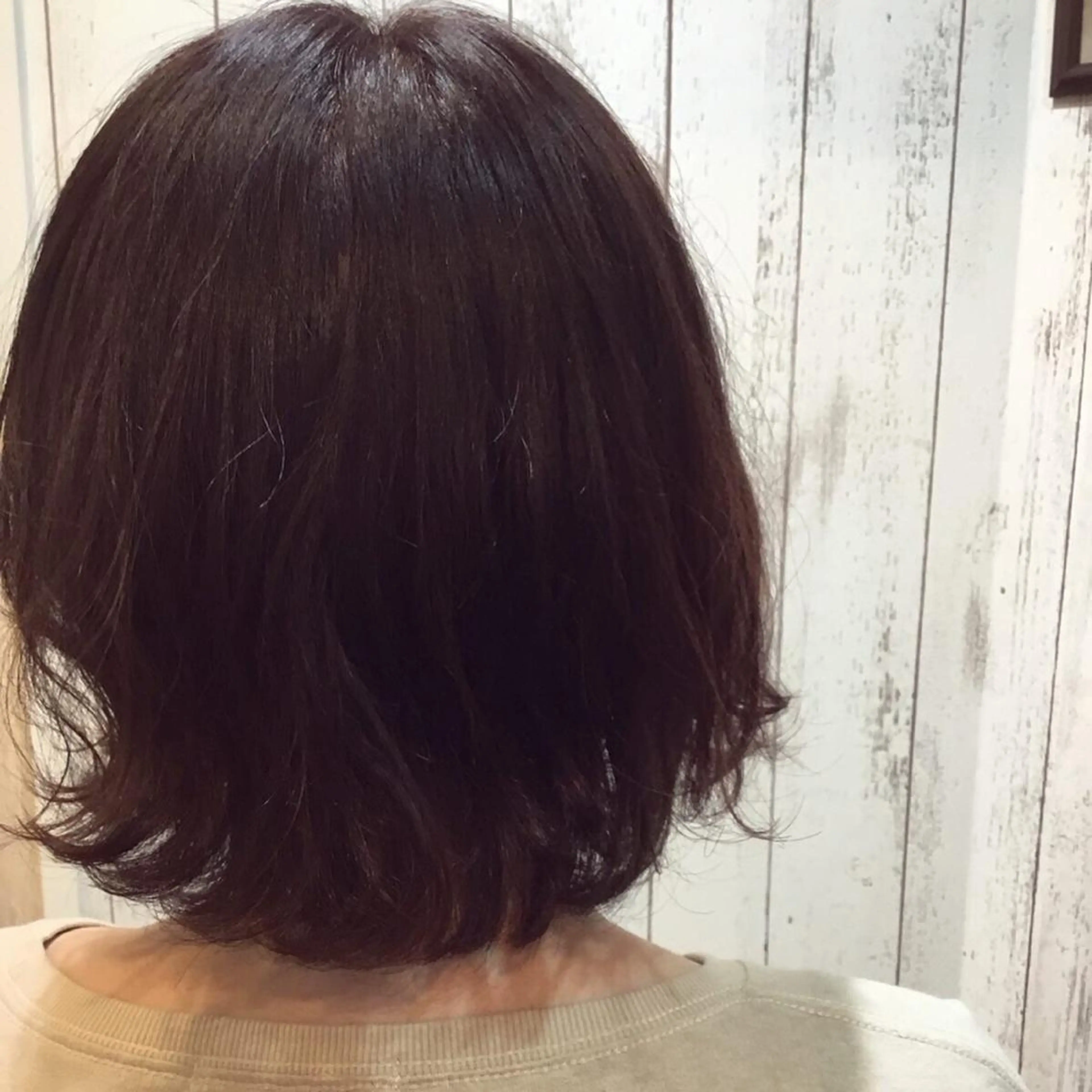 ミディアム カラー embrace エンブレイスのヘアスタイル