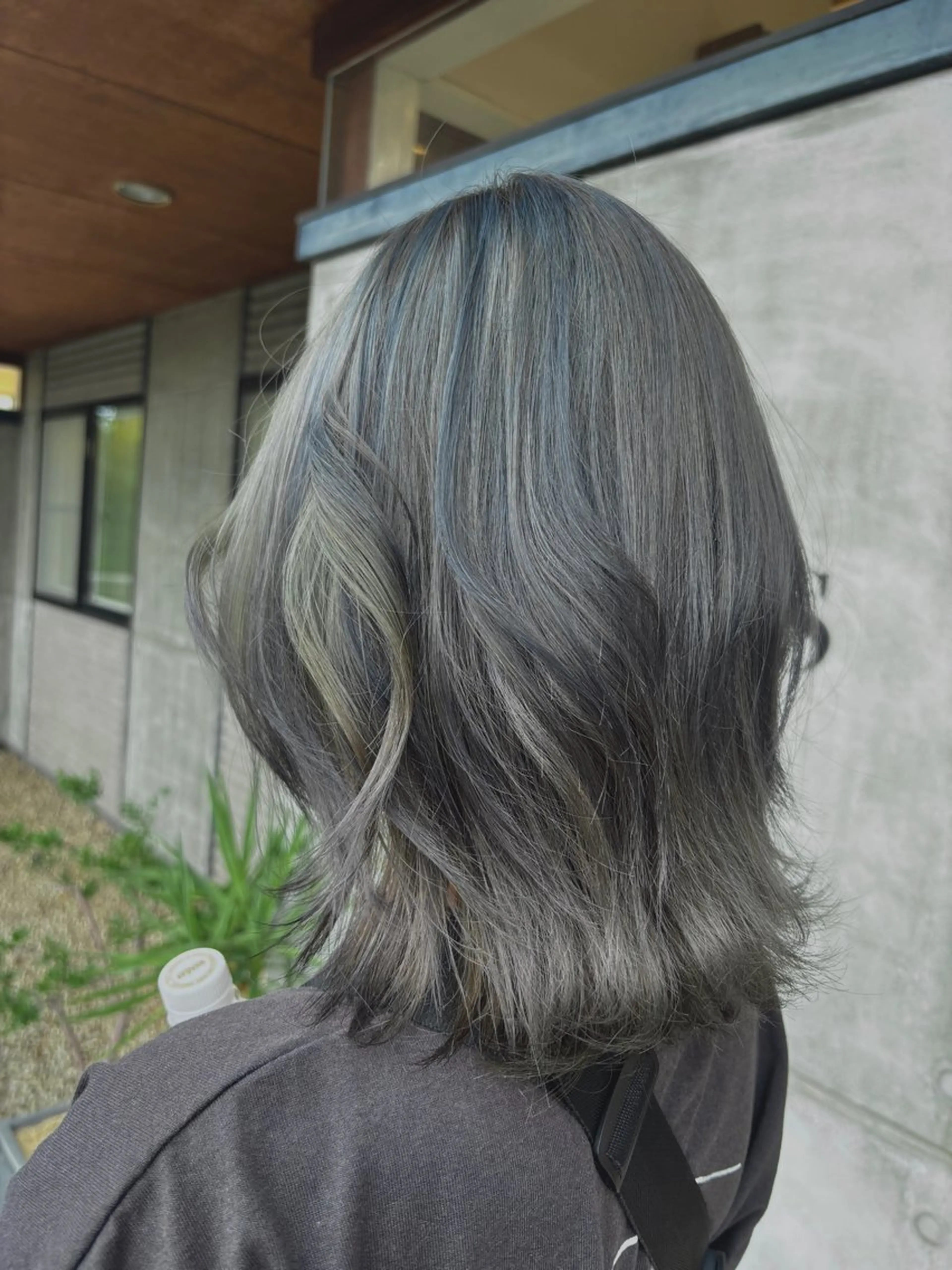 カラー カット ヘアカラー トリートメント 髙木 藍紗のヘアスタイル