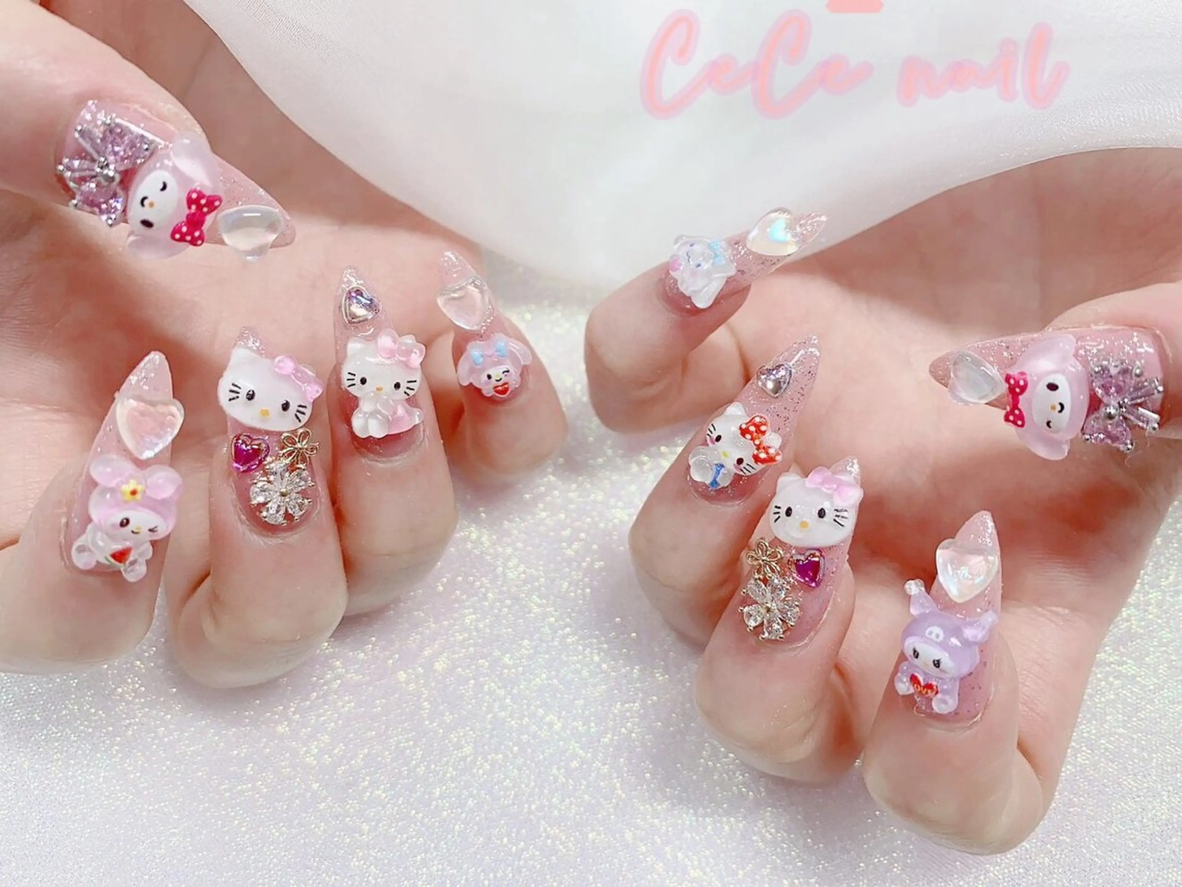 【チップ長さだし】ワンカラー+パーツ付け放題　￥11900の写真