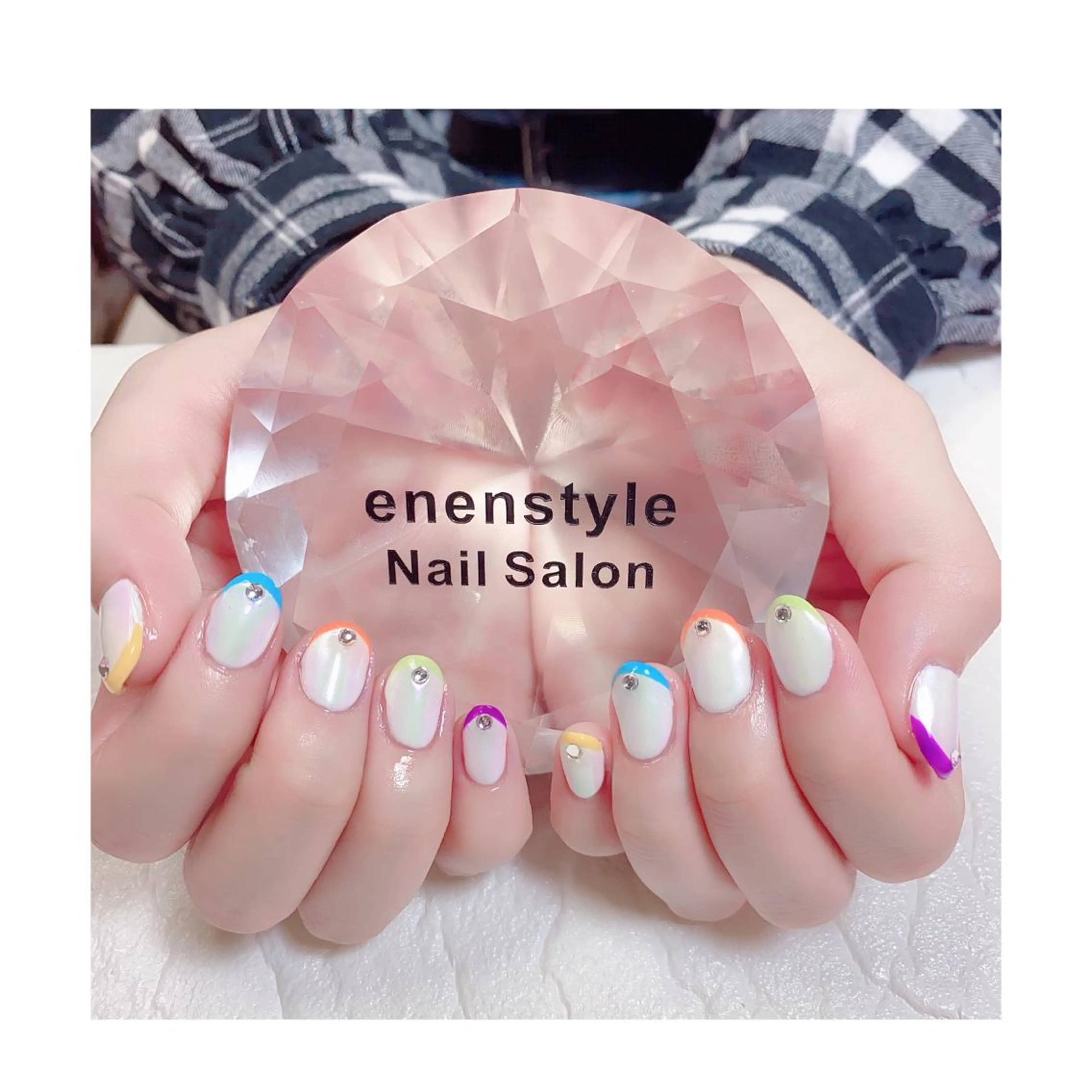 ショート ネイル ジェルネイル ニュアンスネイル オフィスネイル ワンカラーネイル パラジェル 👑enen style👑のネイルデザイン
