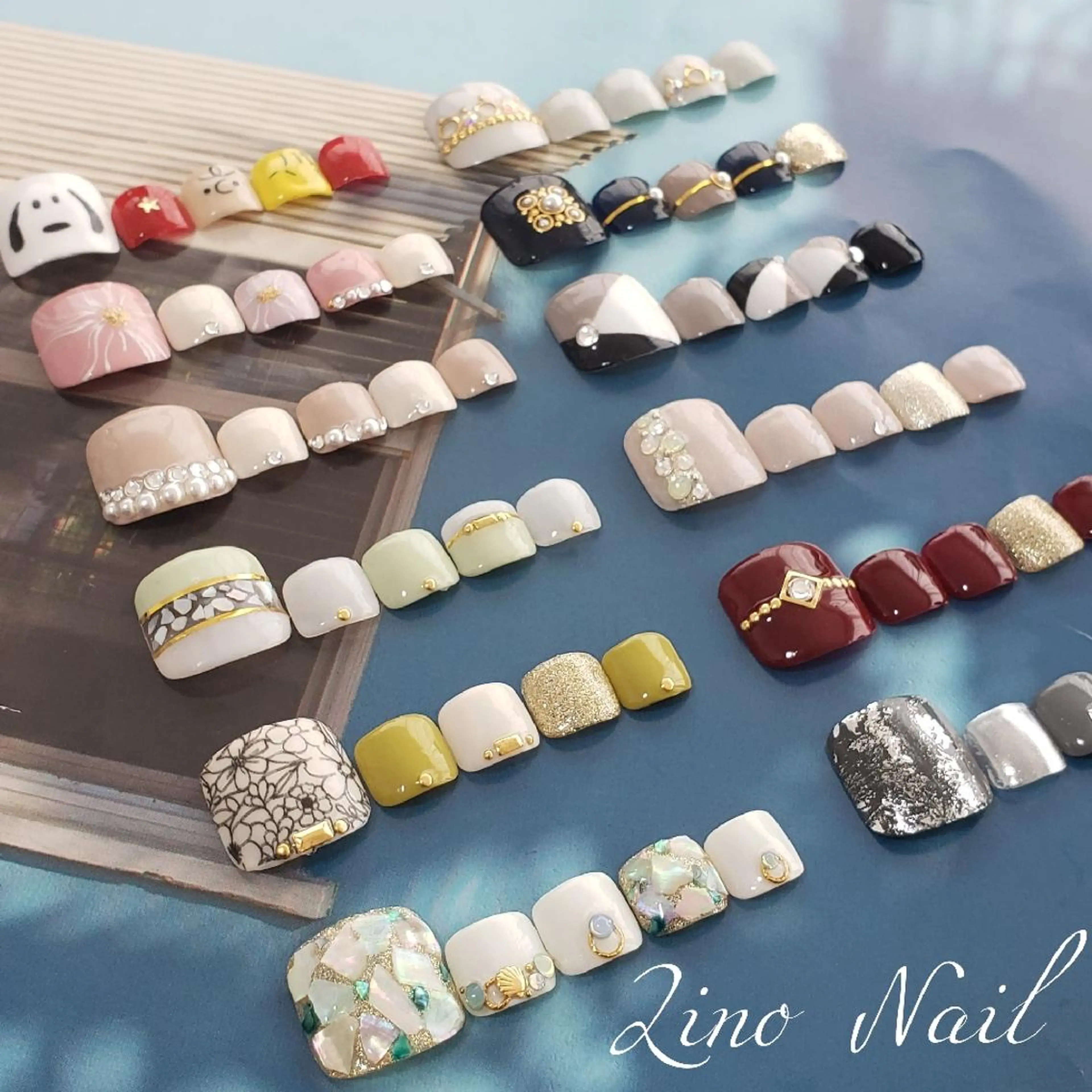 ネイル オーロラネイル フットネイル ジェルネイル キラキラネイル レース Lino Nailのネイルデザイン